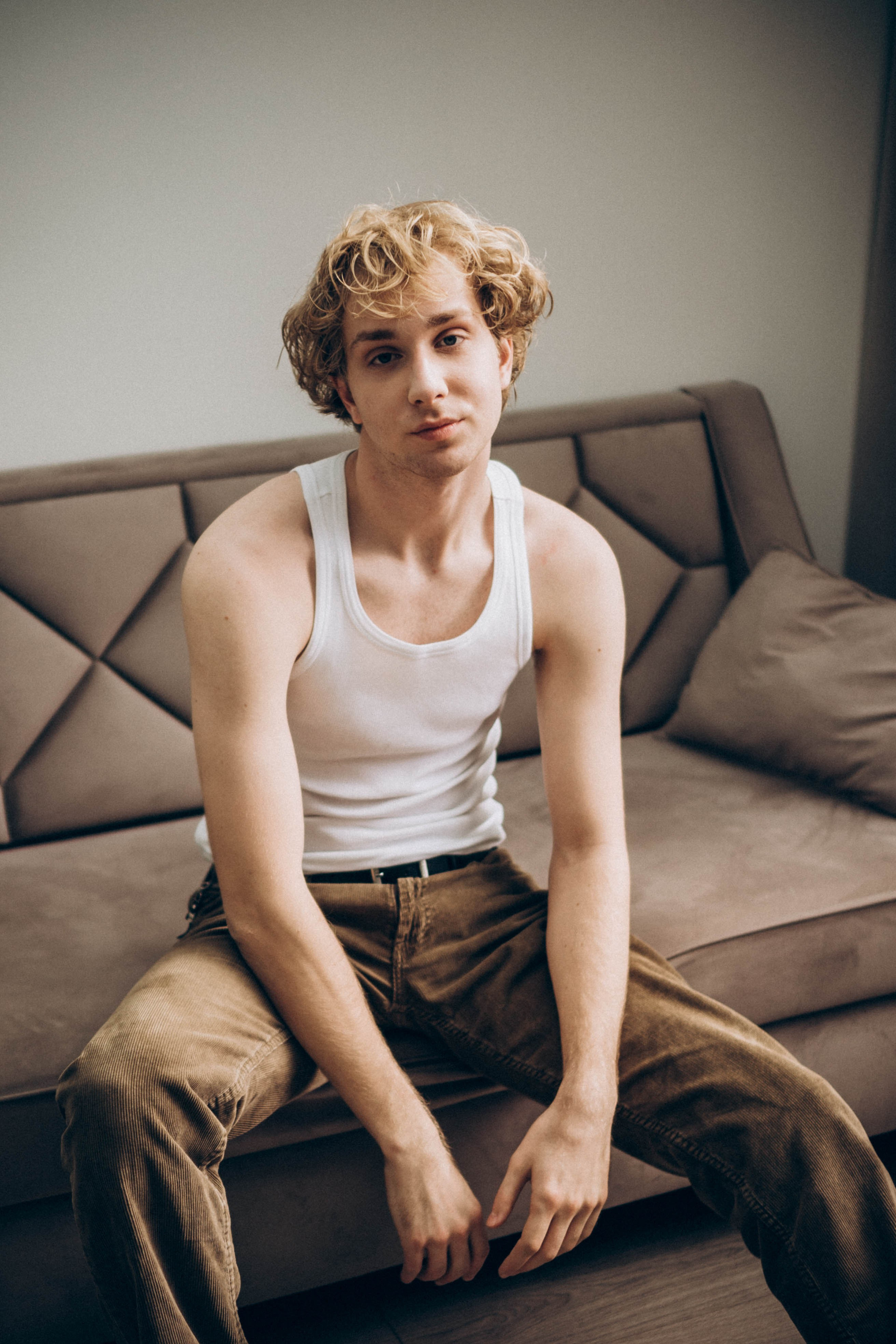 СВАДЕБНАЯ СЬЕМКА В ОТЕЛЕ. СБОРЫ ЖЕНИХА И НЕВЕСТЫ И ТАКЖЕ ТОР И ПОДГОТОВКА К ПРОГУЛКЕ. Профессиональный фотограф, Санкт-Петербург — Виктория Богомолова