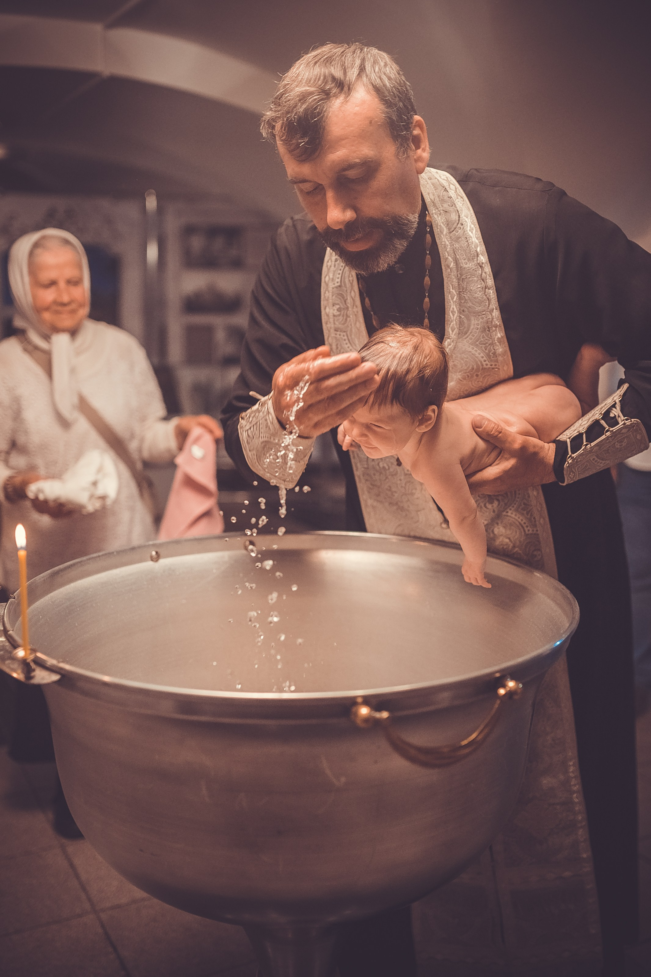 Крещение. Семейный и детский фотограф и видеограф в Санкт-Петербурге Веденина Юл
