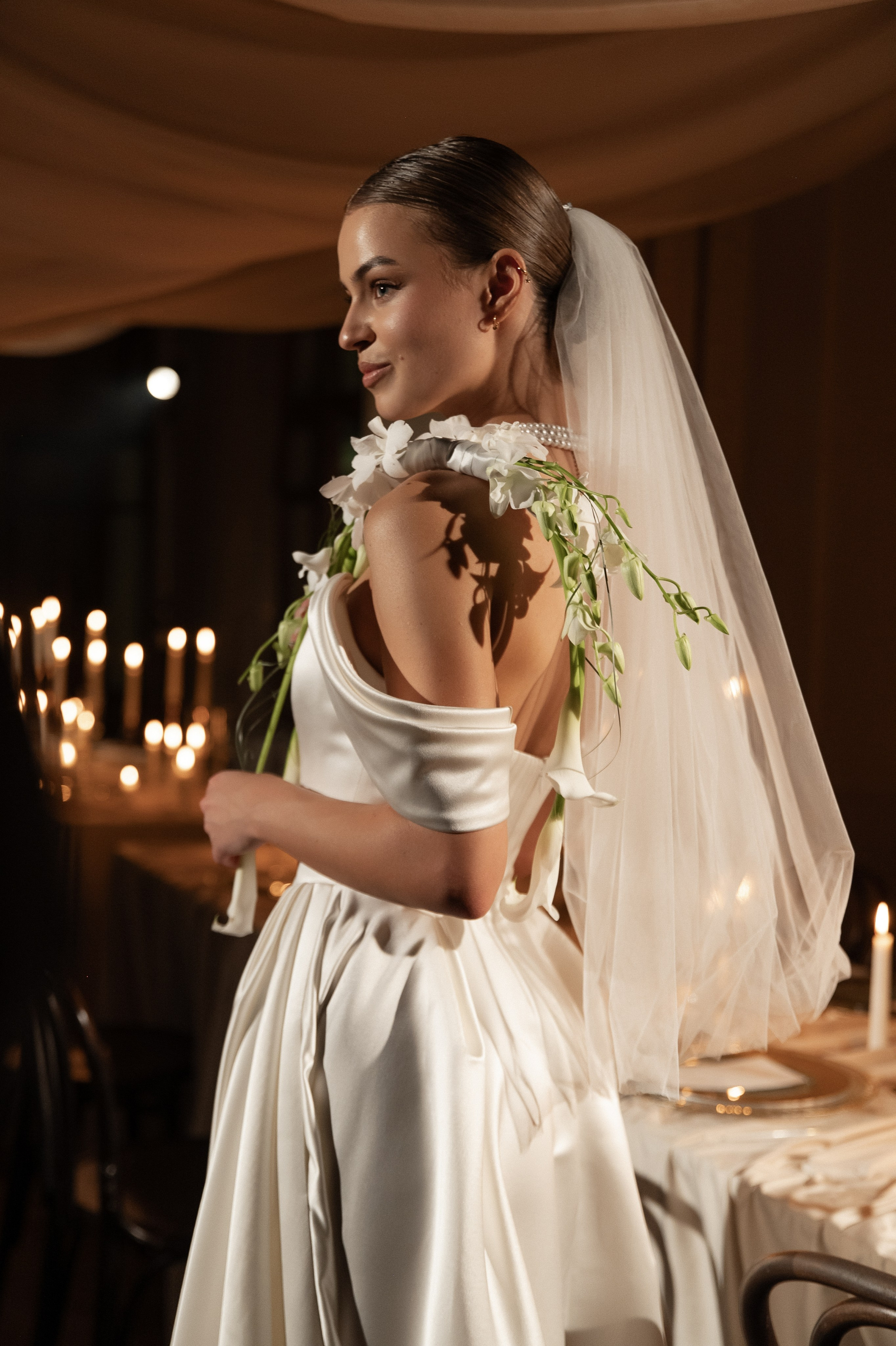 Камерный свадебный ужин при свечах в старинном особняке в фотостудии 21. Kult. Ярослава Ерина — свадебный фотограф в Москве