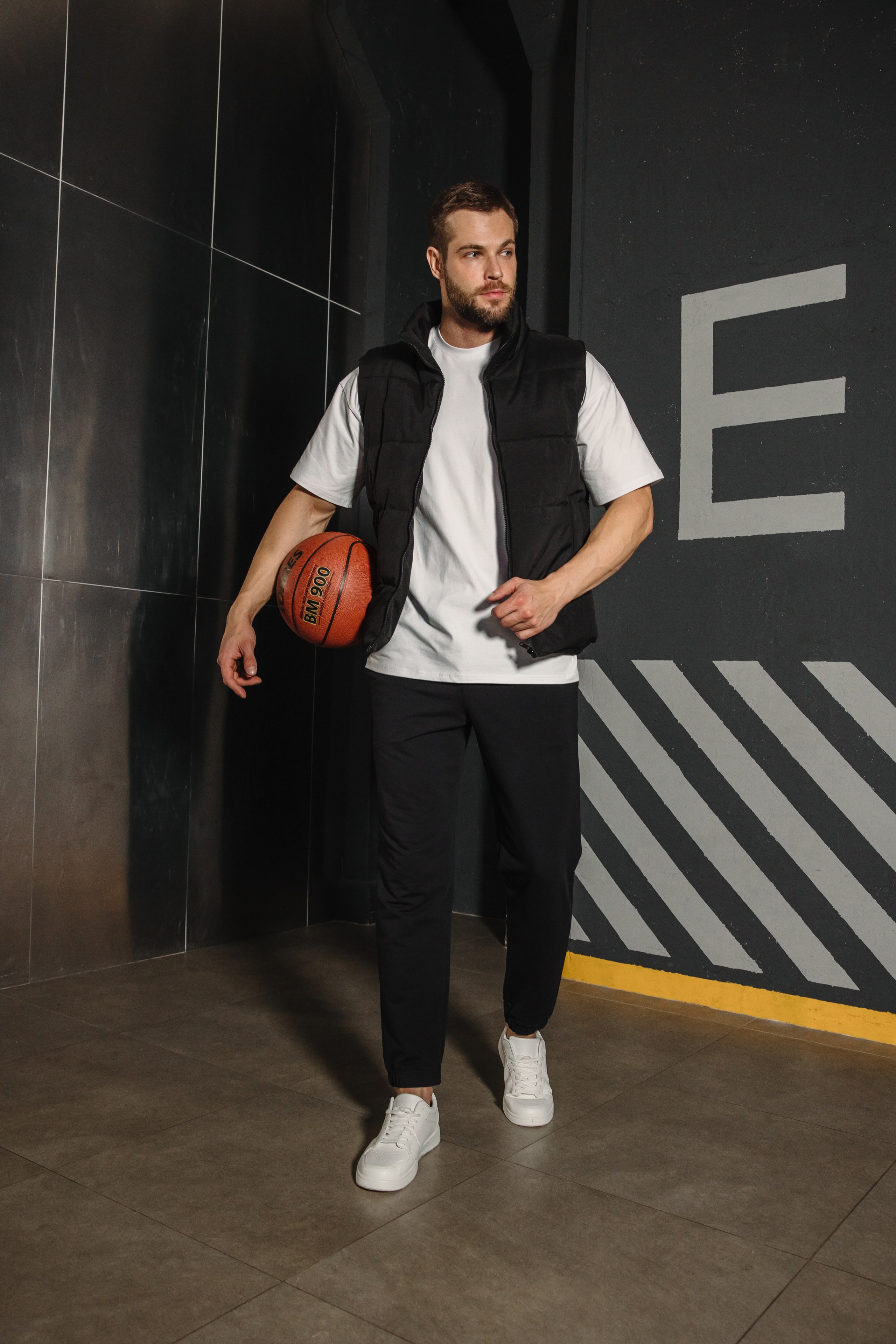 Одежда LAINA для Wildberries. Контент фотограф в Москве и области Елена Кулакова