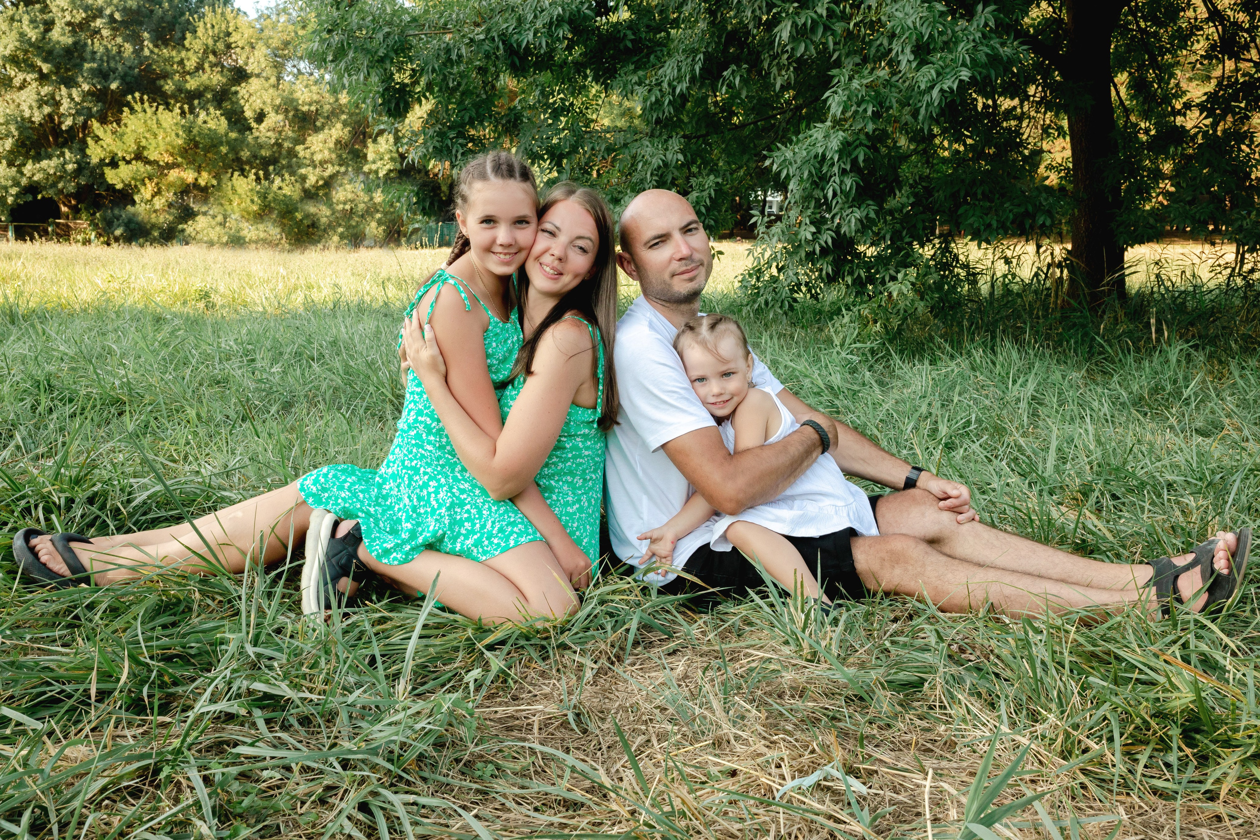 Ира, Антон, Соня и Лиза. Фотограф в Геленджике, Архипо-Осиповке, Абрау-Дюрсо, Кринице Виктория