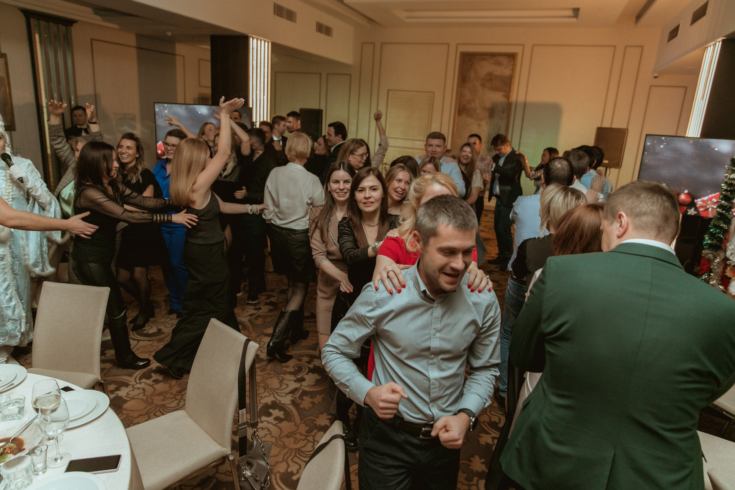 Фотограф на корпоратив. Фотограф, видеограф на свадьбу в Москве Никита Назаров