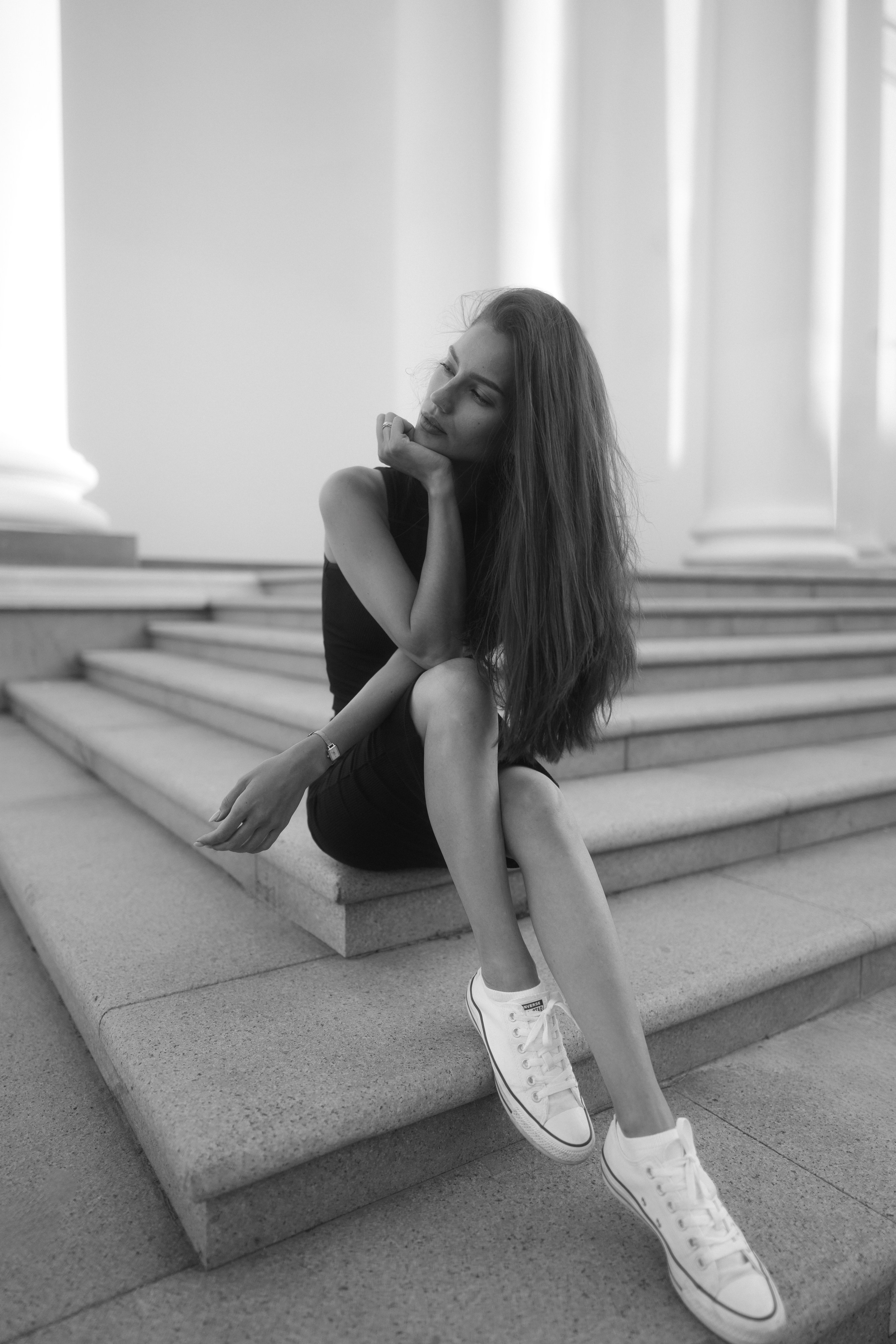 Прогулочная фотосессия с Олей по улице Тельмана