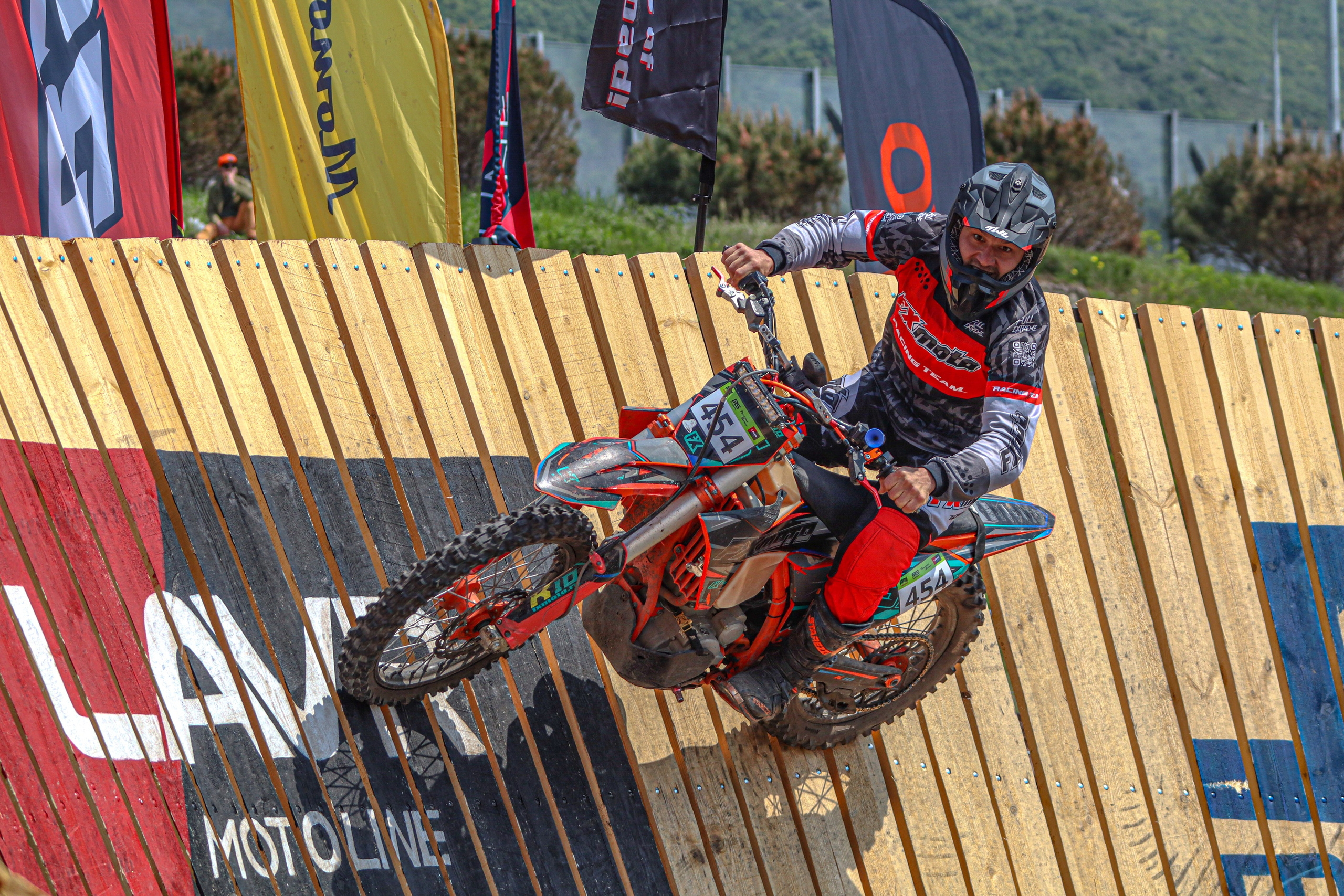 Enduro. Ivaladimirovna1995.wfolio.pro