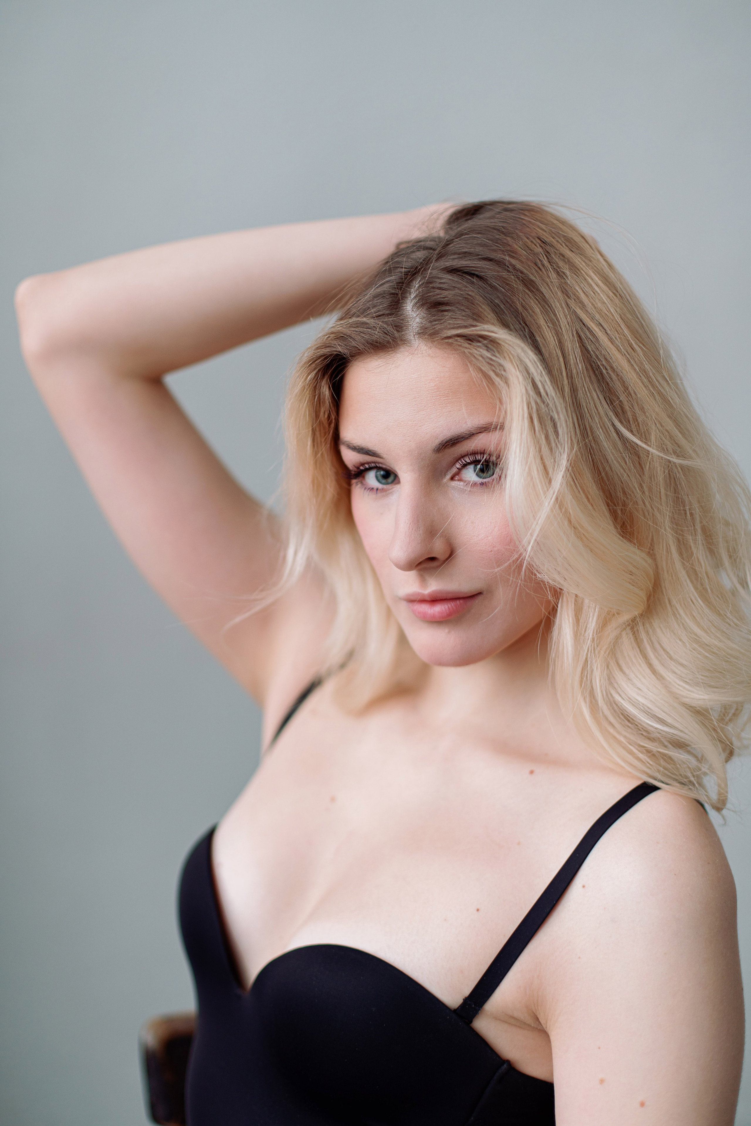 Фотосессия для девушки в Москве, Модельные тесты. Портреты студия Москва. Модельные тесты. Lovestory студия в Москве. Женсий фотограф