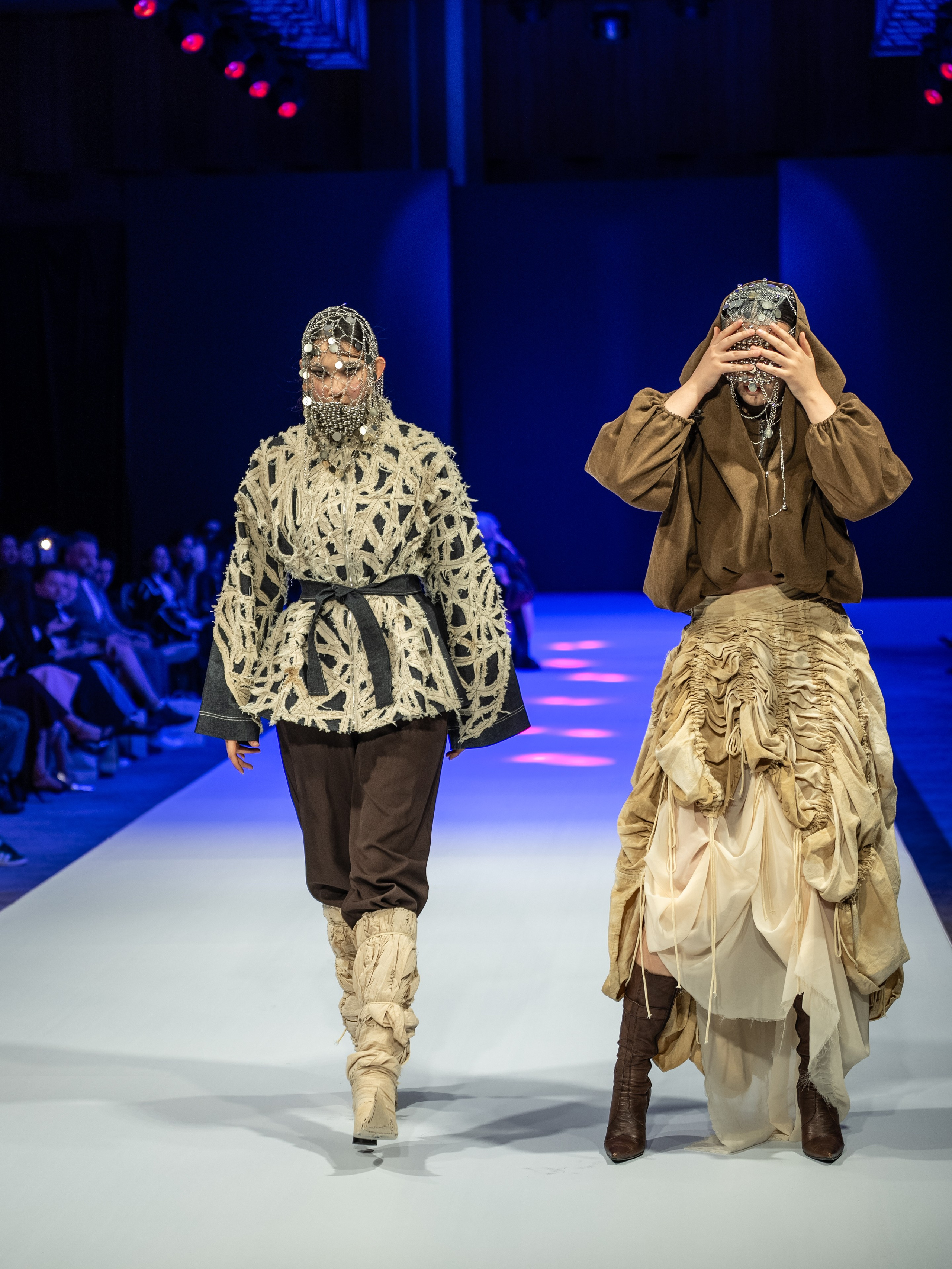 Eurasia Fashion Week 2026 Dissonance 02. Сайт Алматинского НЮ АРТ, будуар и фэшн фотографа Дениса Карпенко