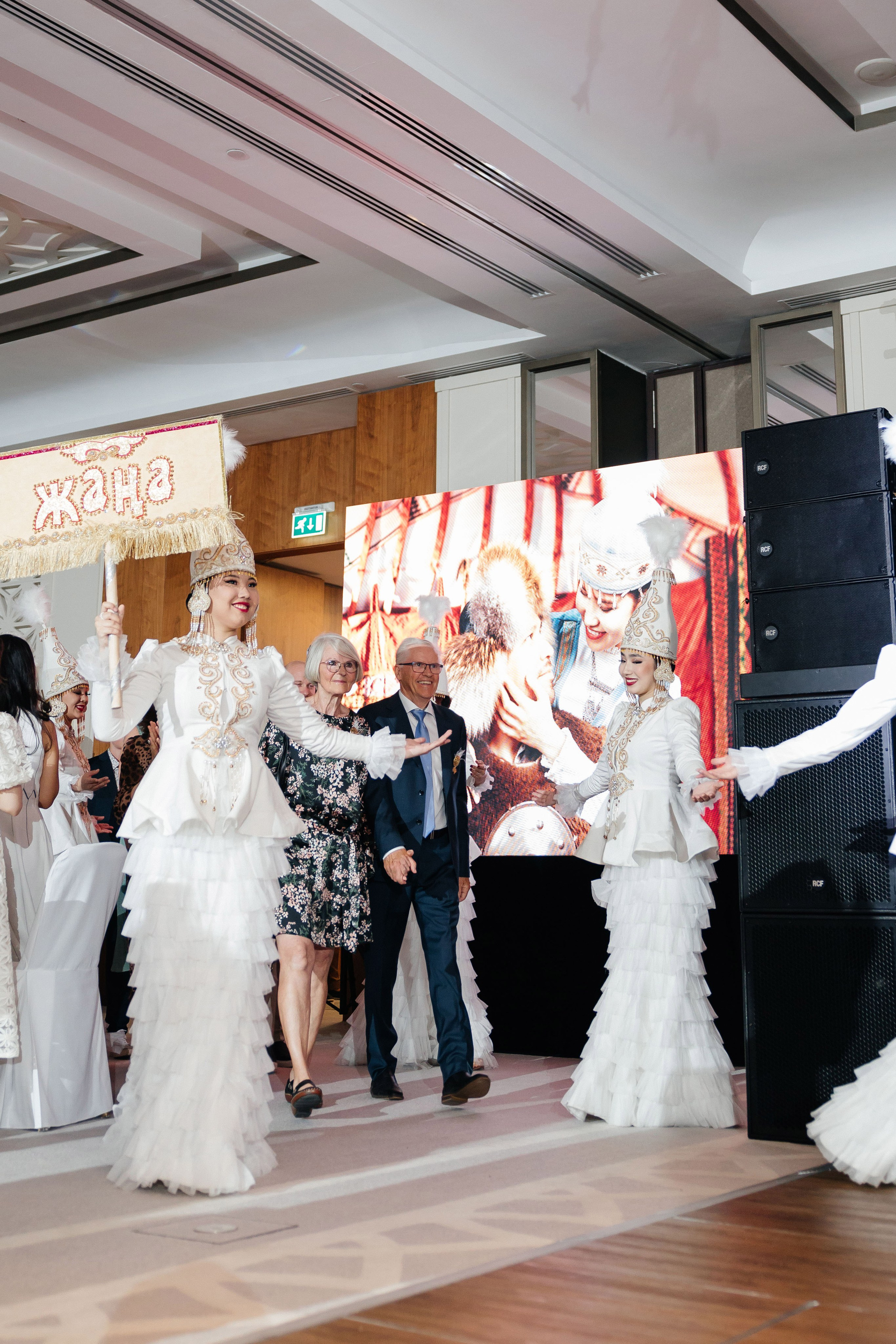 Alina Uzatu. Профессиональный фотограф в городе Астана/Алматы Даурен Сембаев
