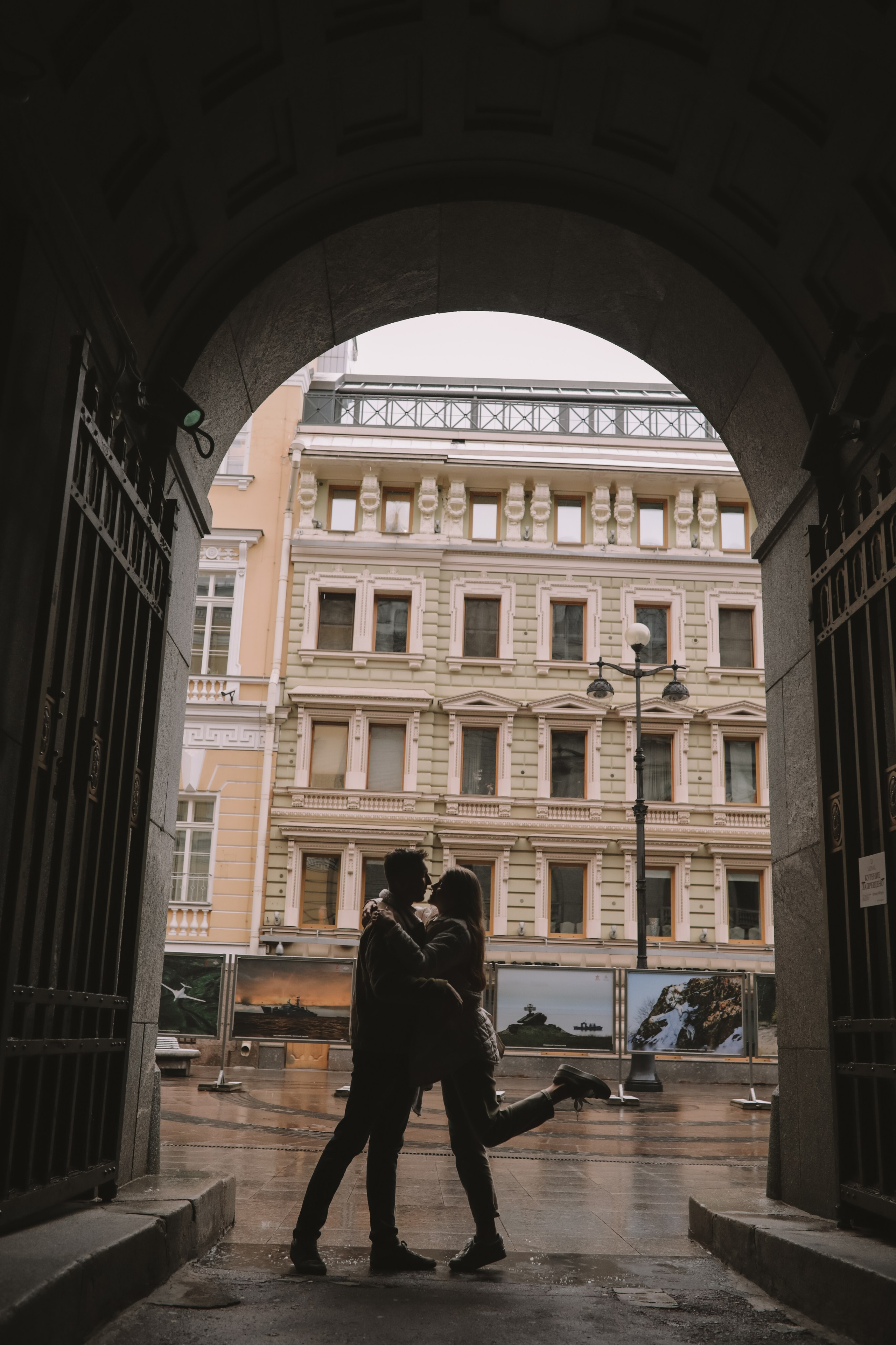 Фотопрогулка по Дворцовой площади под первым снегом, в Санкт-Петербурге. Фотограф в Санкт-Петербурге Разиля Идиятуллина