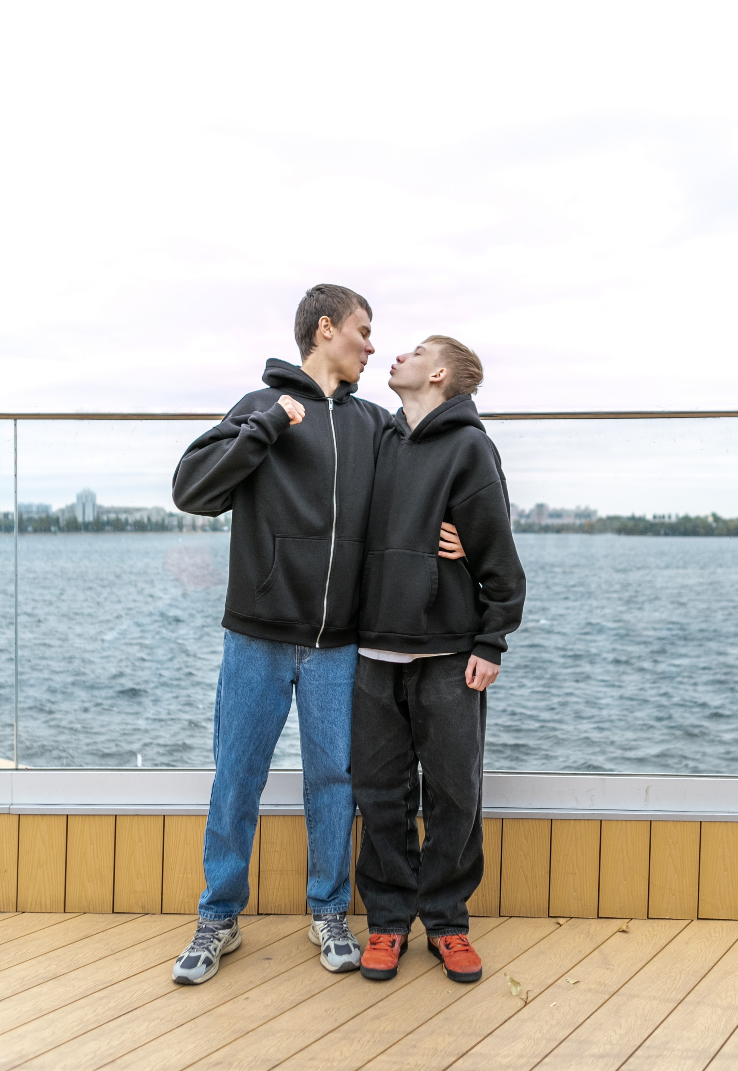 Петровская Набережная. Выпускные альбомы Воронеж от Веры Соколовой