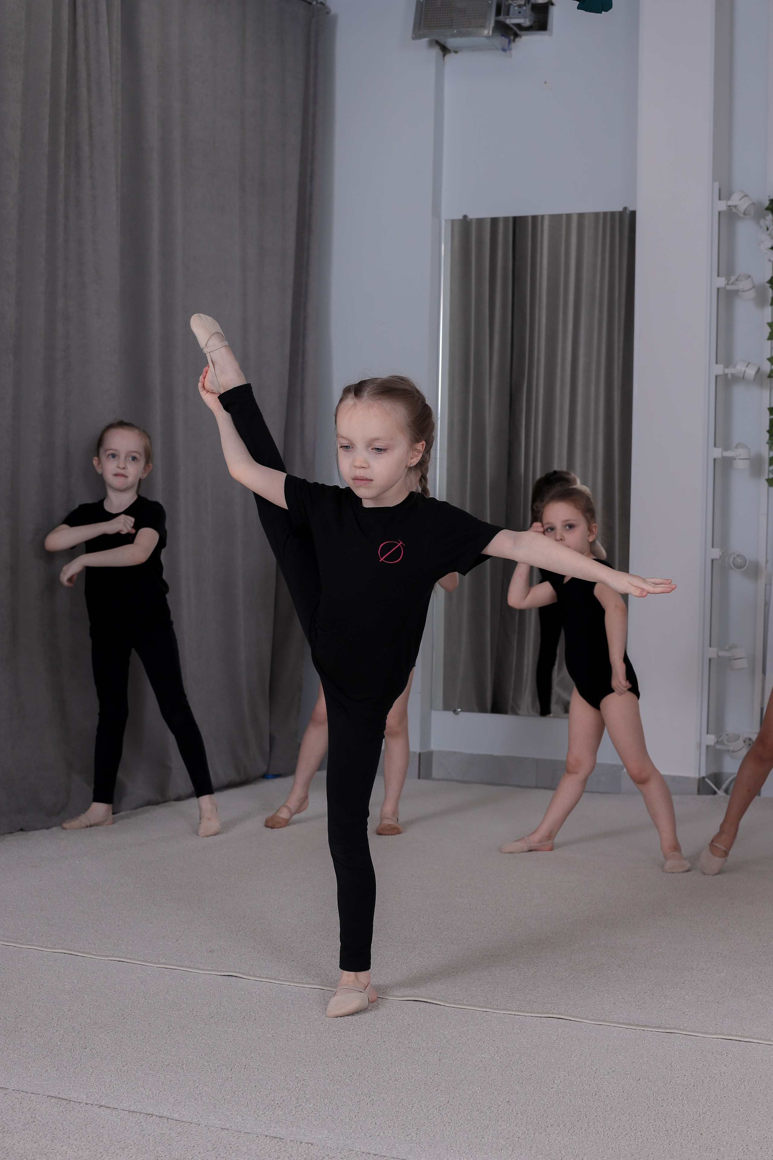 Открытый урок гимнастика. Фотограф Надршина Лилия