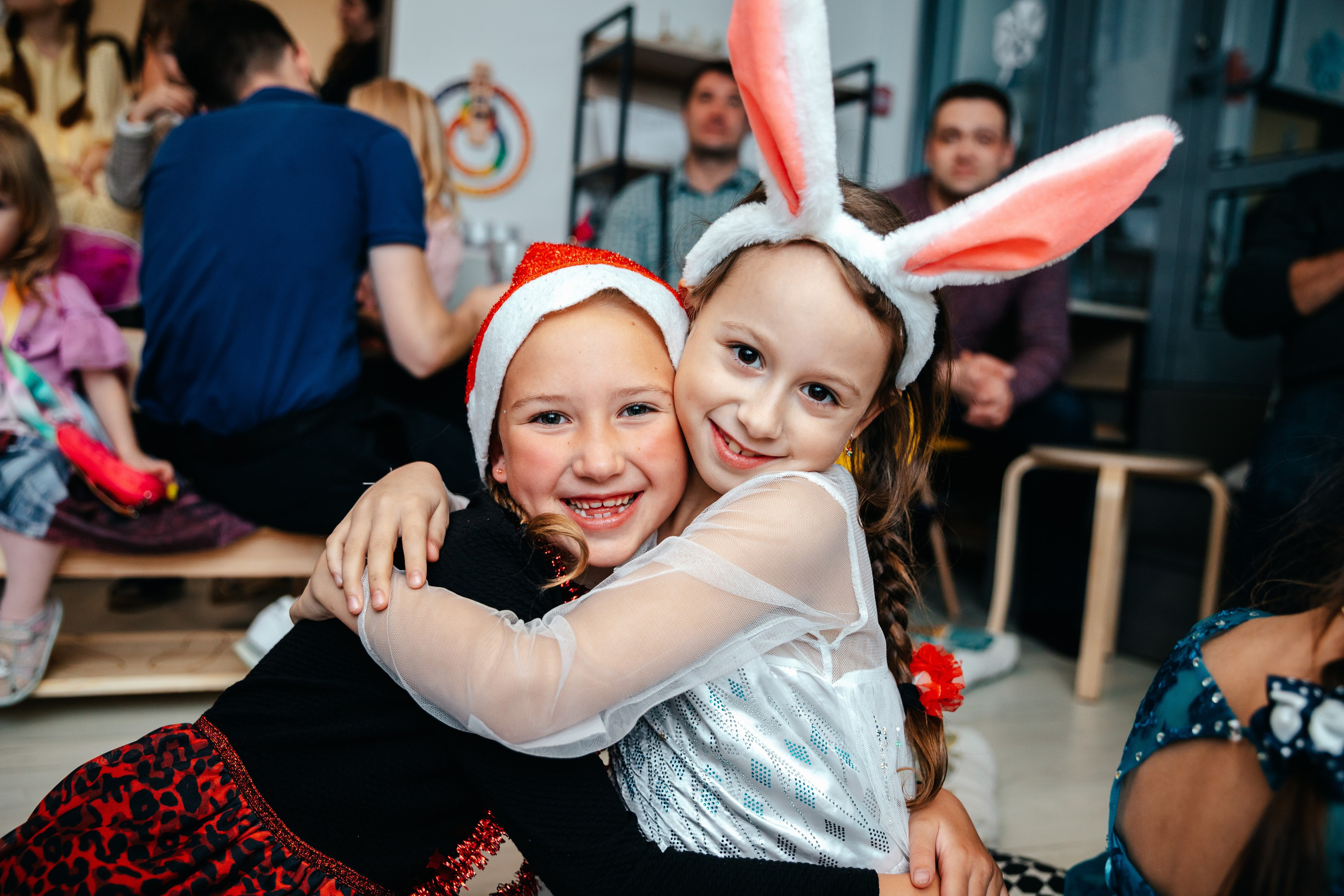 Новогодний утренник в Монтессори-школе. Семейный lifestyle фотограф в Санкт-Петербурге Людмила Пахомова
