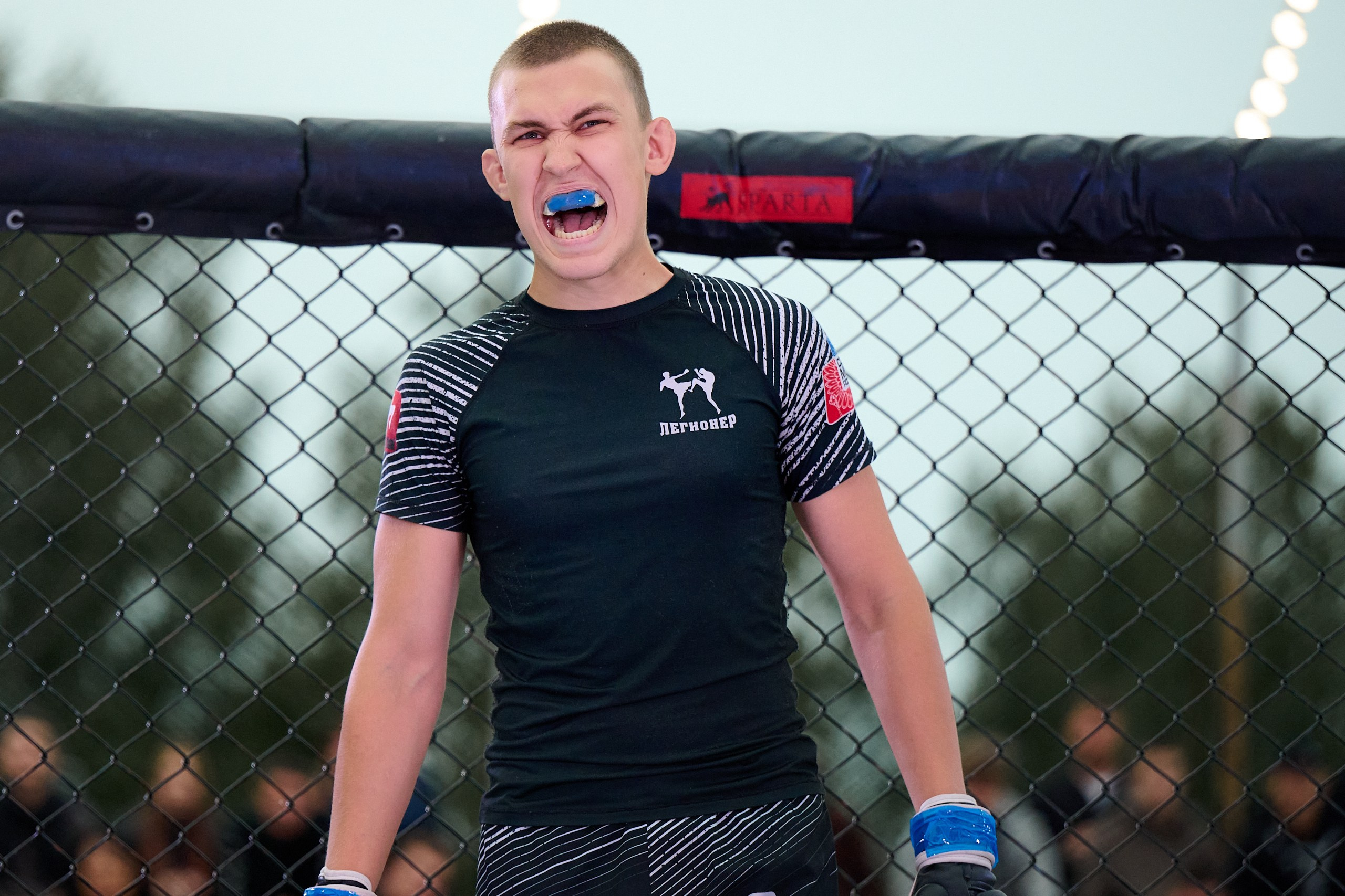 ММА. Битва на Иже-4. Спортивный репортажный фотограф в Ижевске Сергей Мерзляков