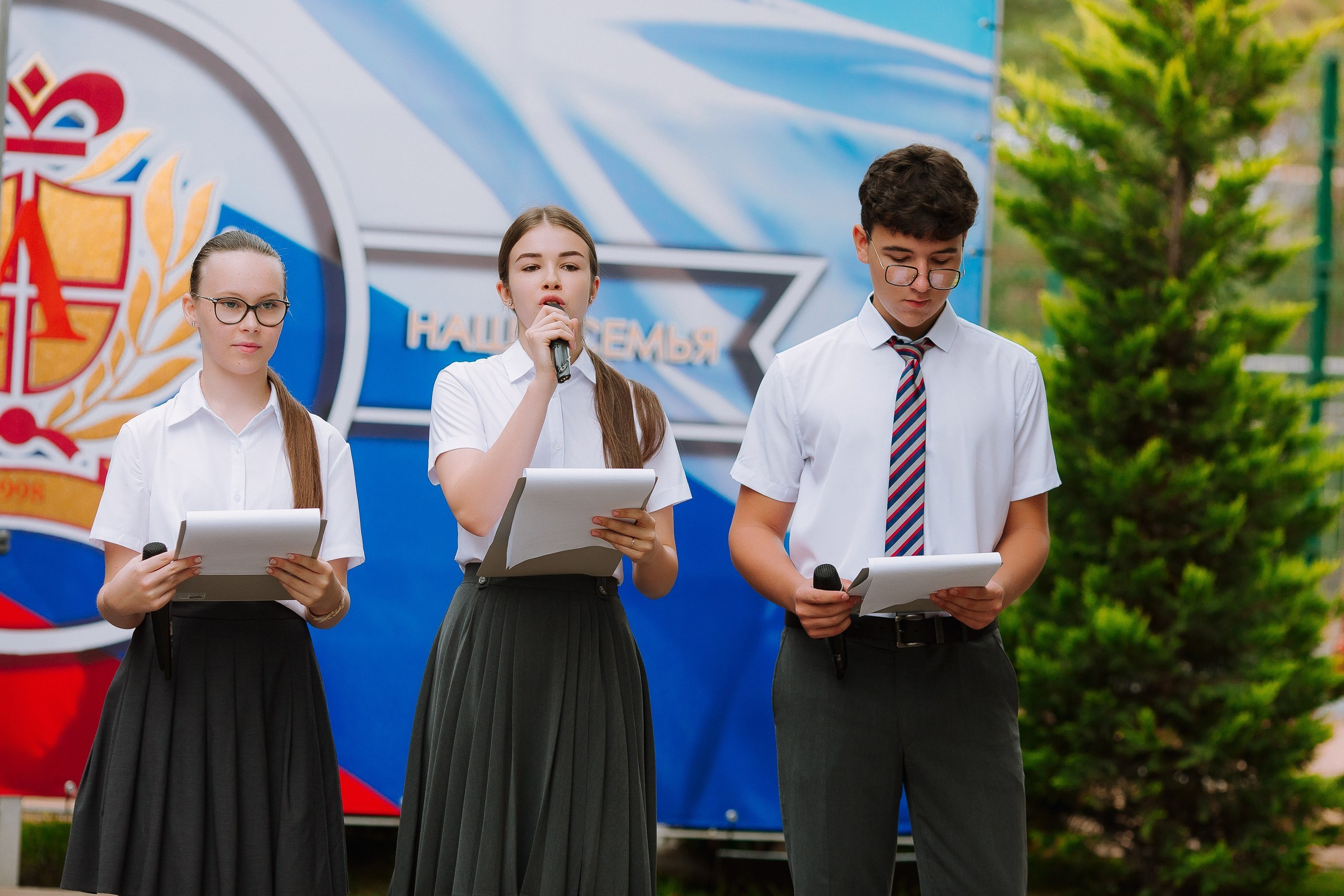 1 класс школа «Личность». Выпускные альбомы Натальи Бутко: Новороссийск, Анапа, Геленджик