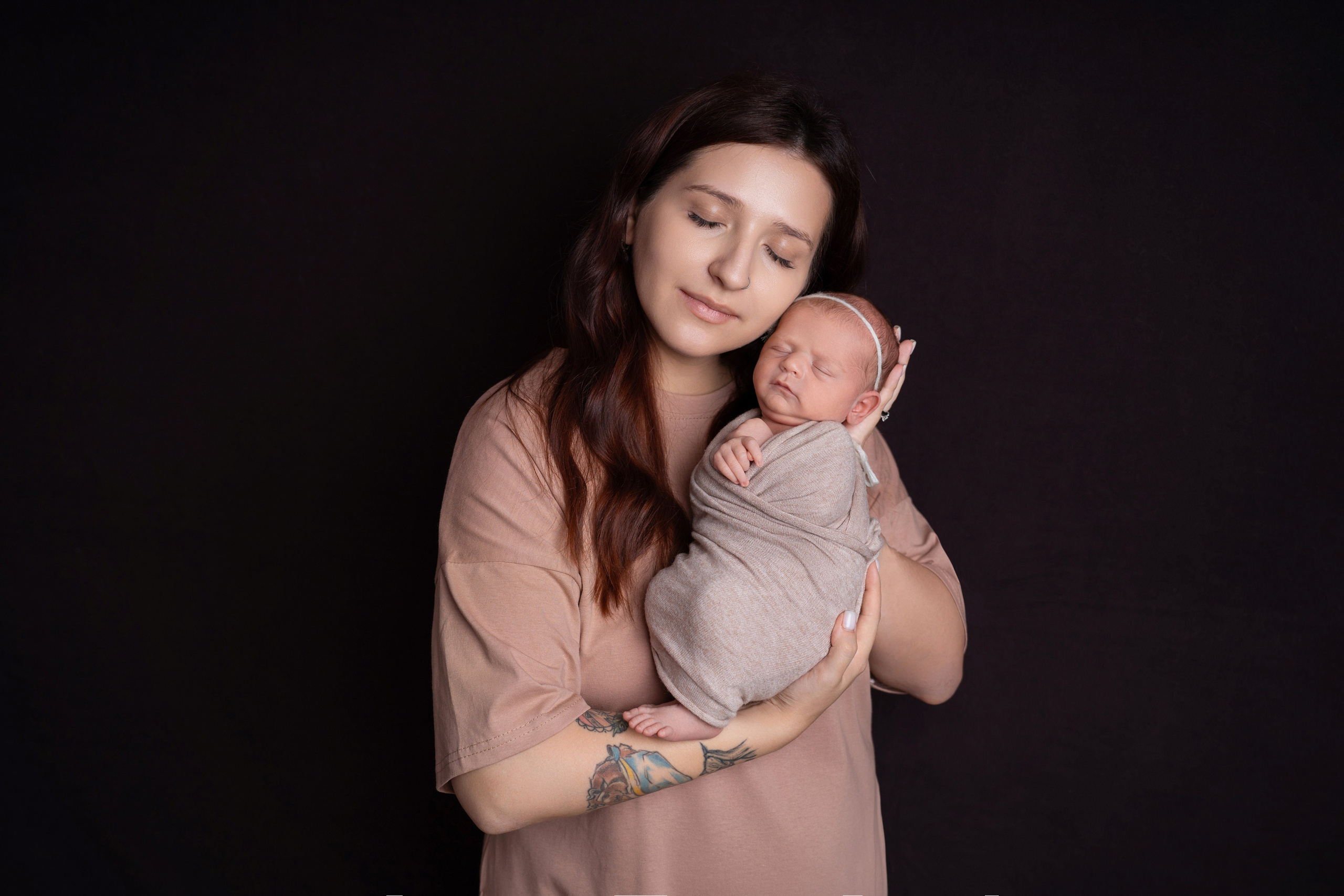 Фото с родителями/Макроснимки. Фотограф новорожденных Оренбург и свадебный фотограф Оренбург