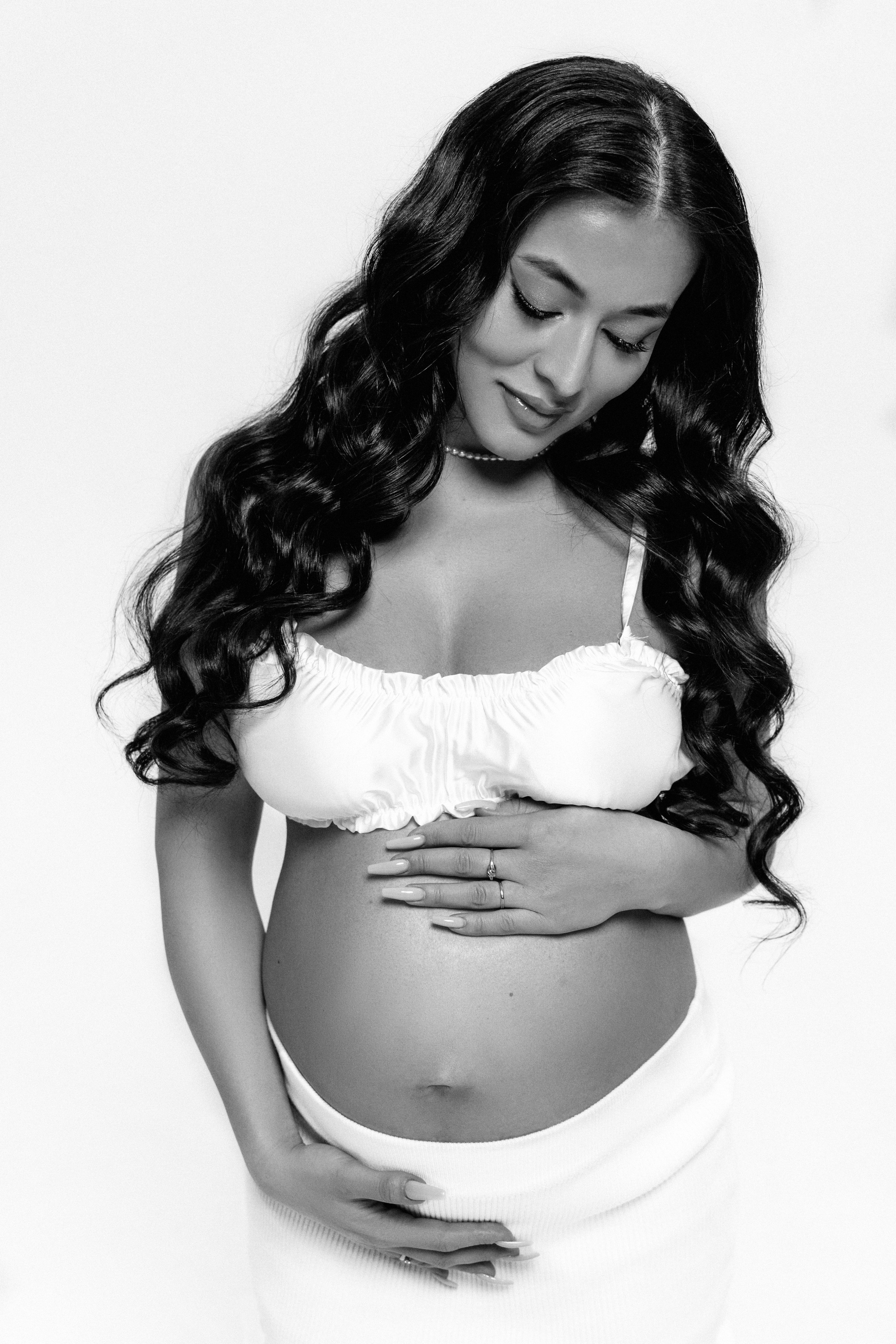 Радость внутри: красота будущей мамы. Ваш семейный фотограф в Минске — Вика Трегубова
