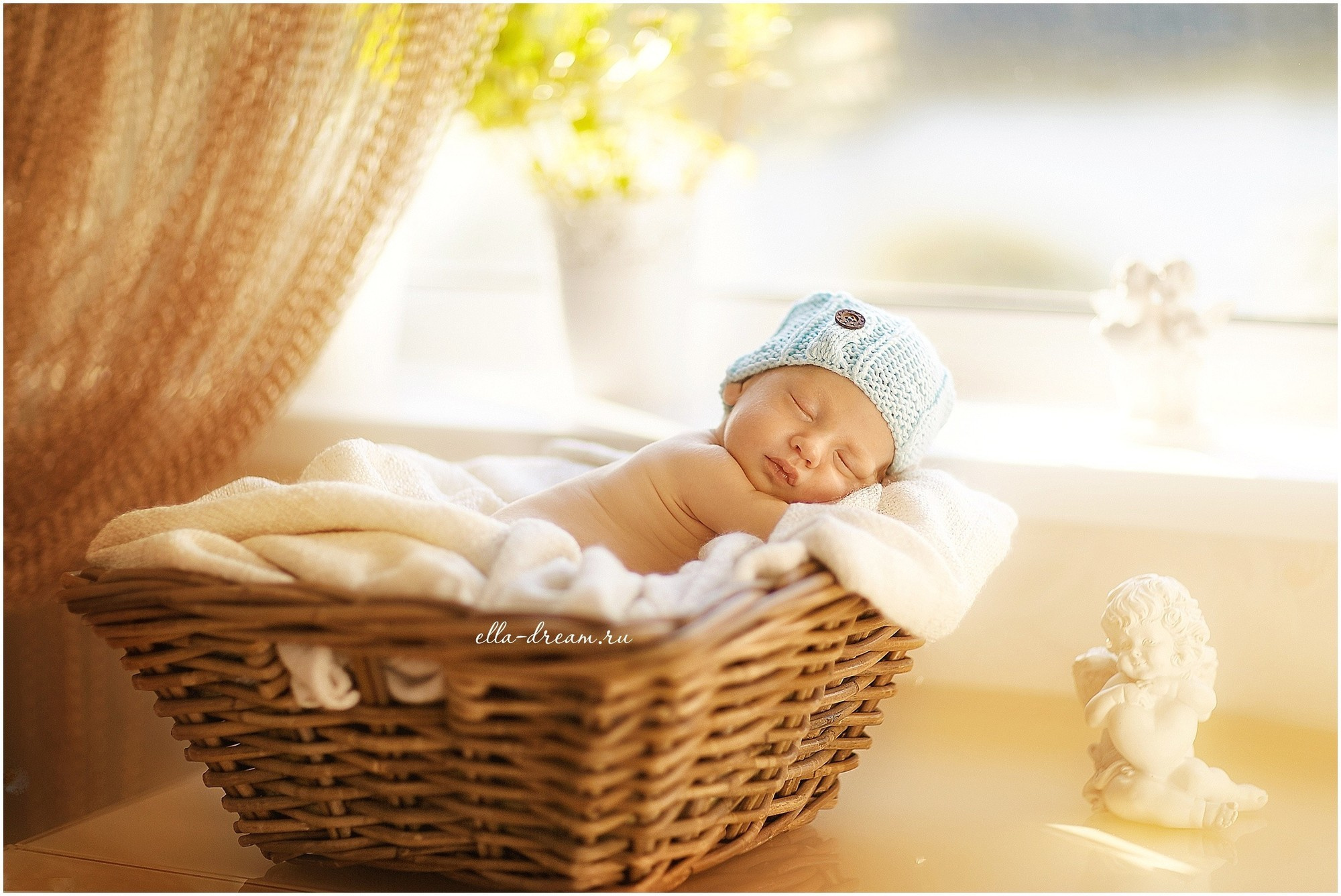 НОВОРОЖДЕННЫЕ