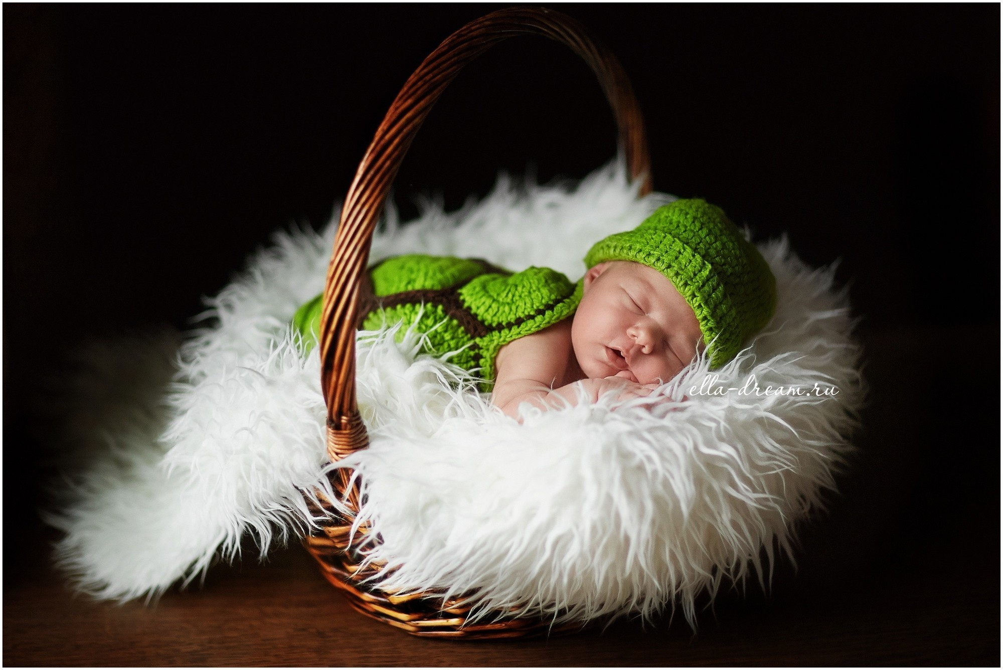 НОВОРОЖДЕННЫЕ