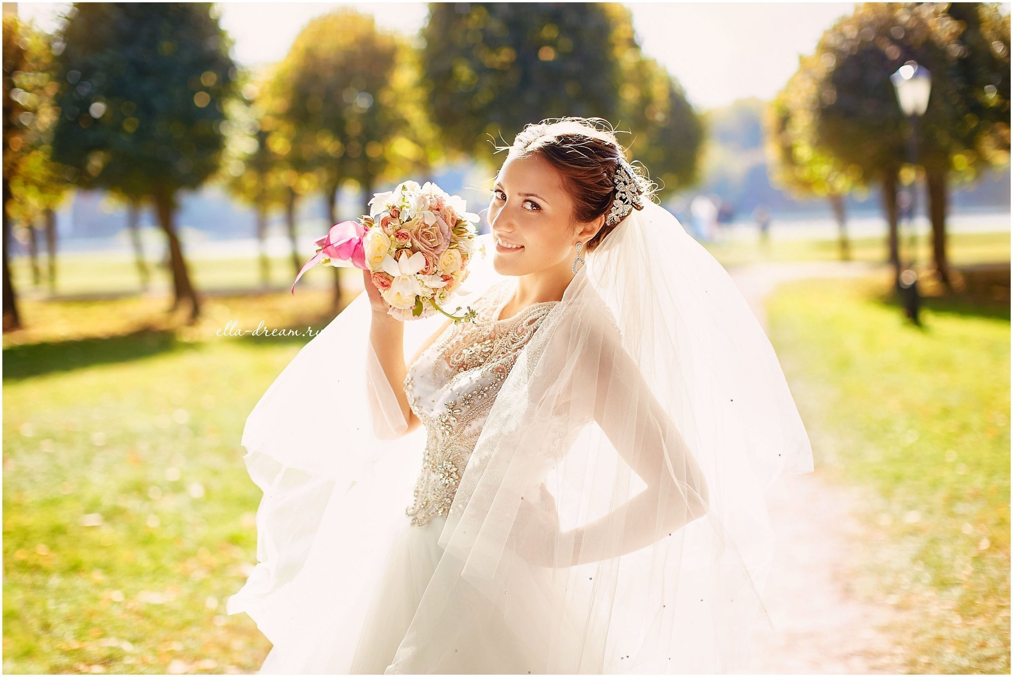 невеста в контровом свете