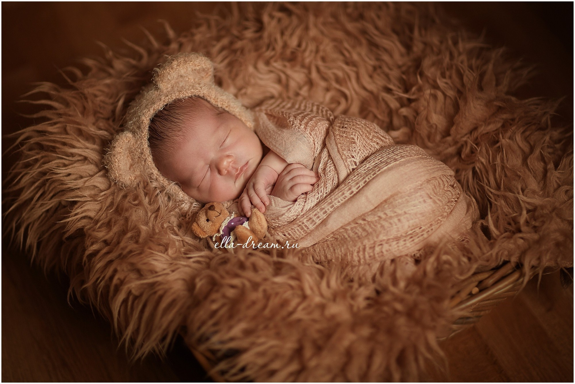 НОВОРОЖДЕННЫЕ