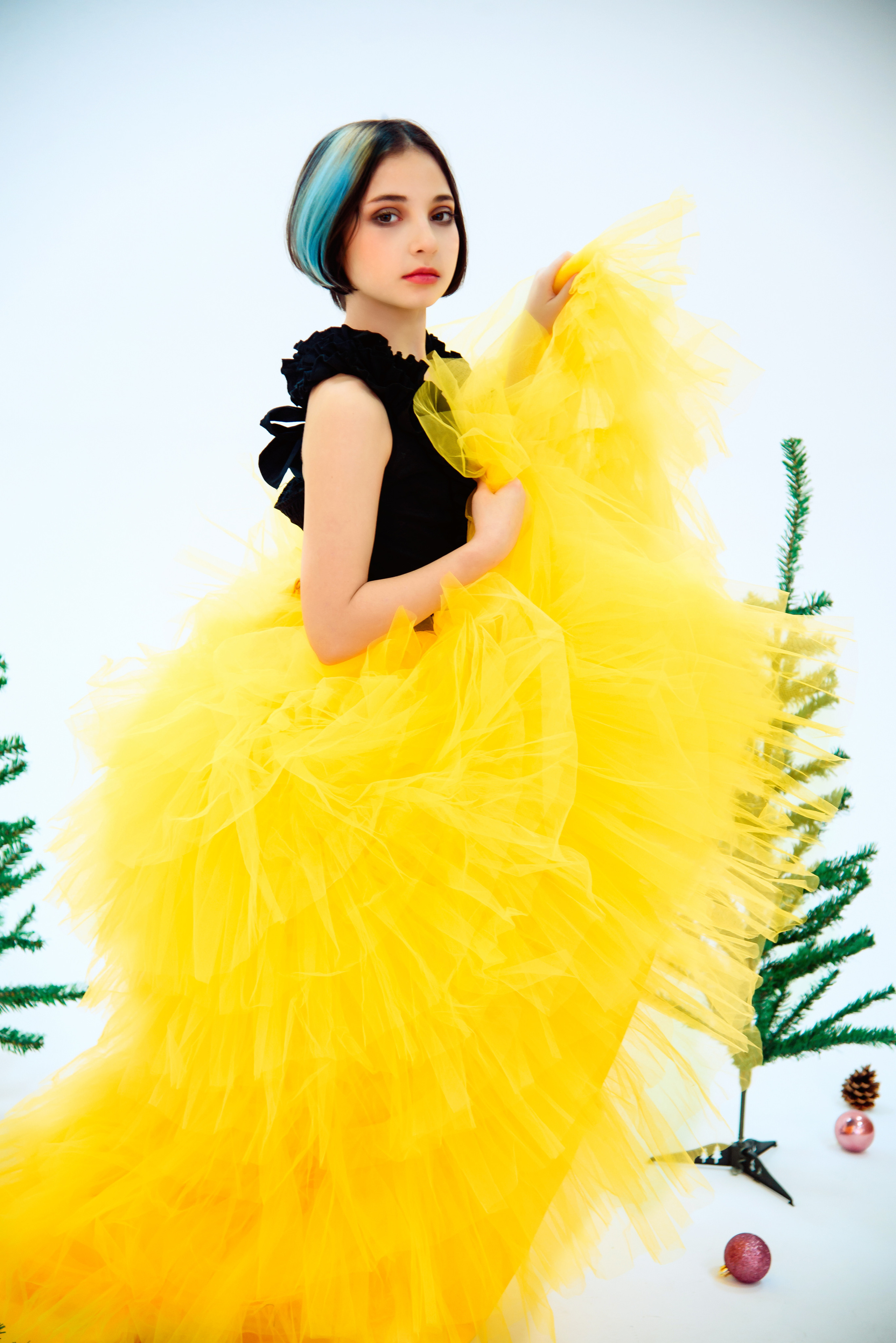 Пашян Ия. Model base