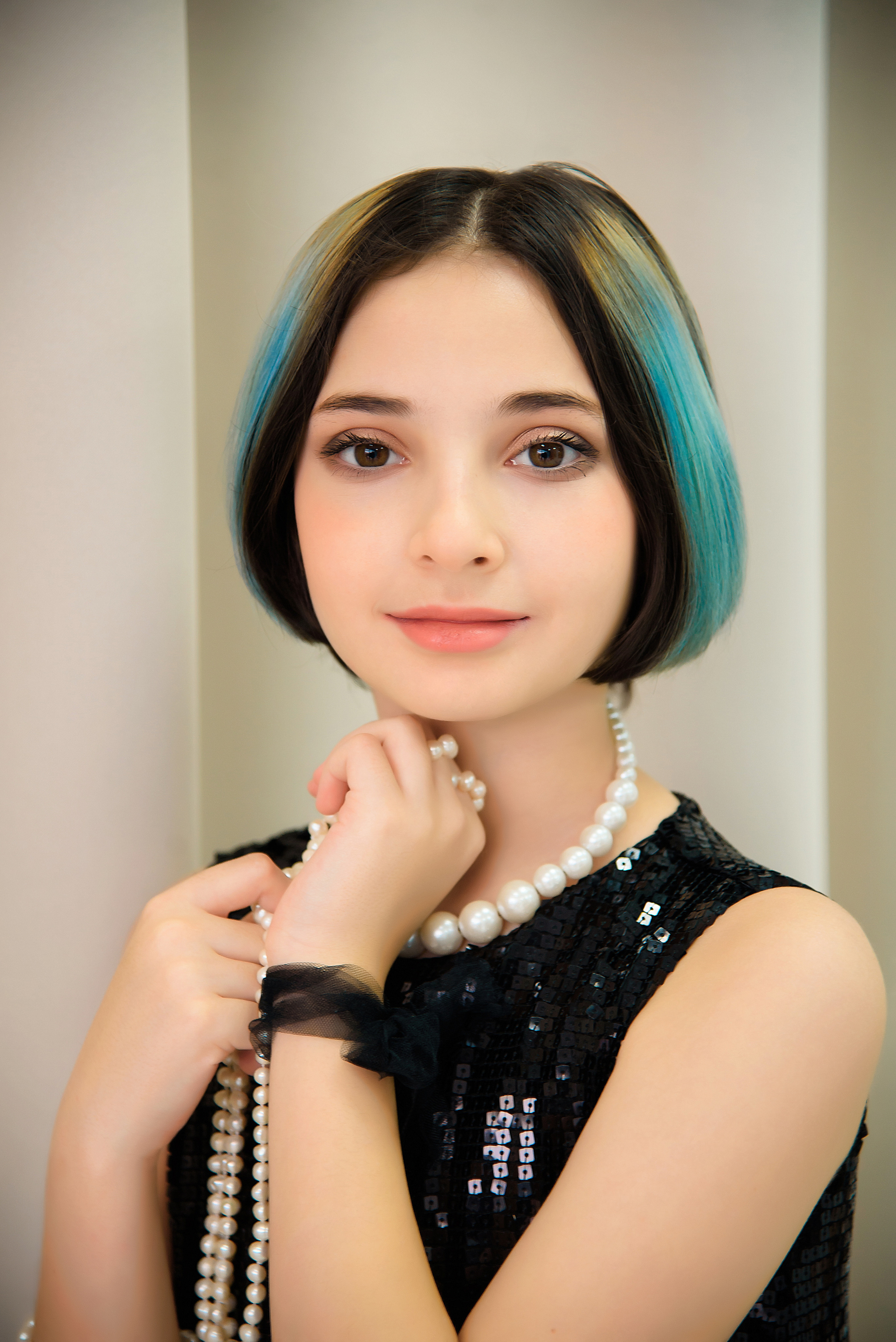 Пашян Ия. Model base