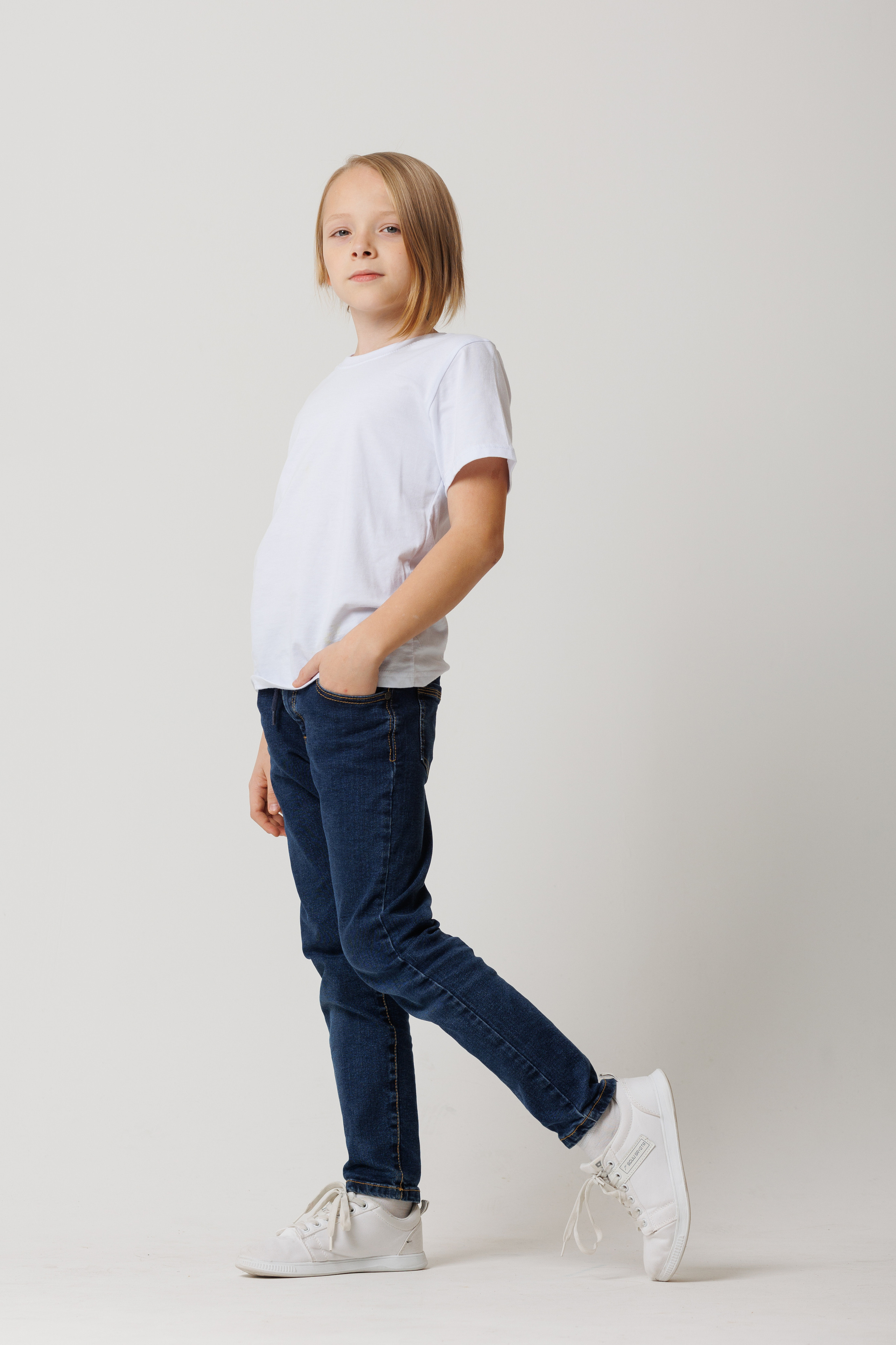 Тимошенко Артур. Model base