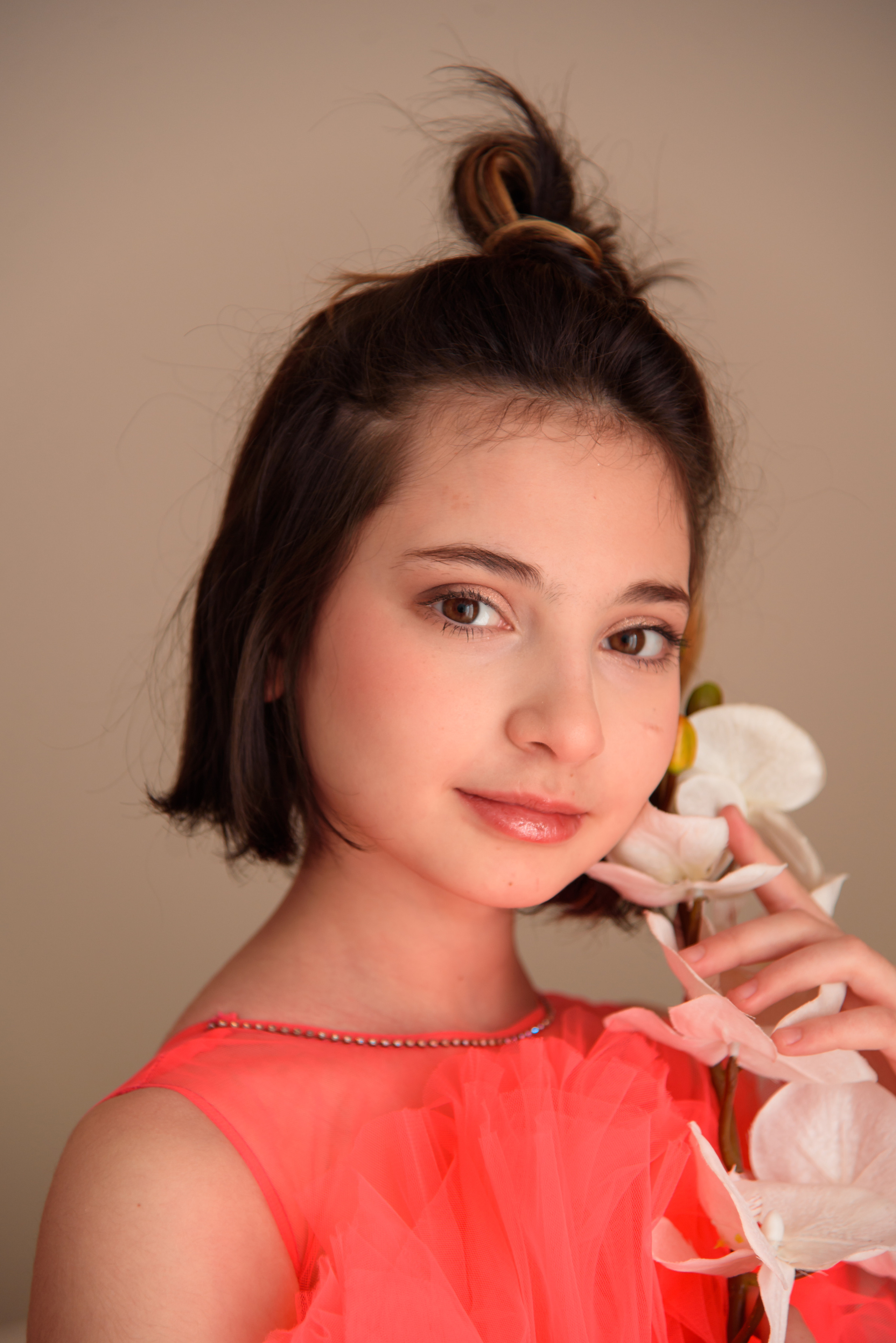 Пашян Ия. Model base