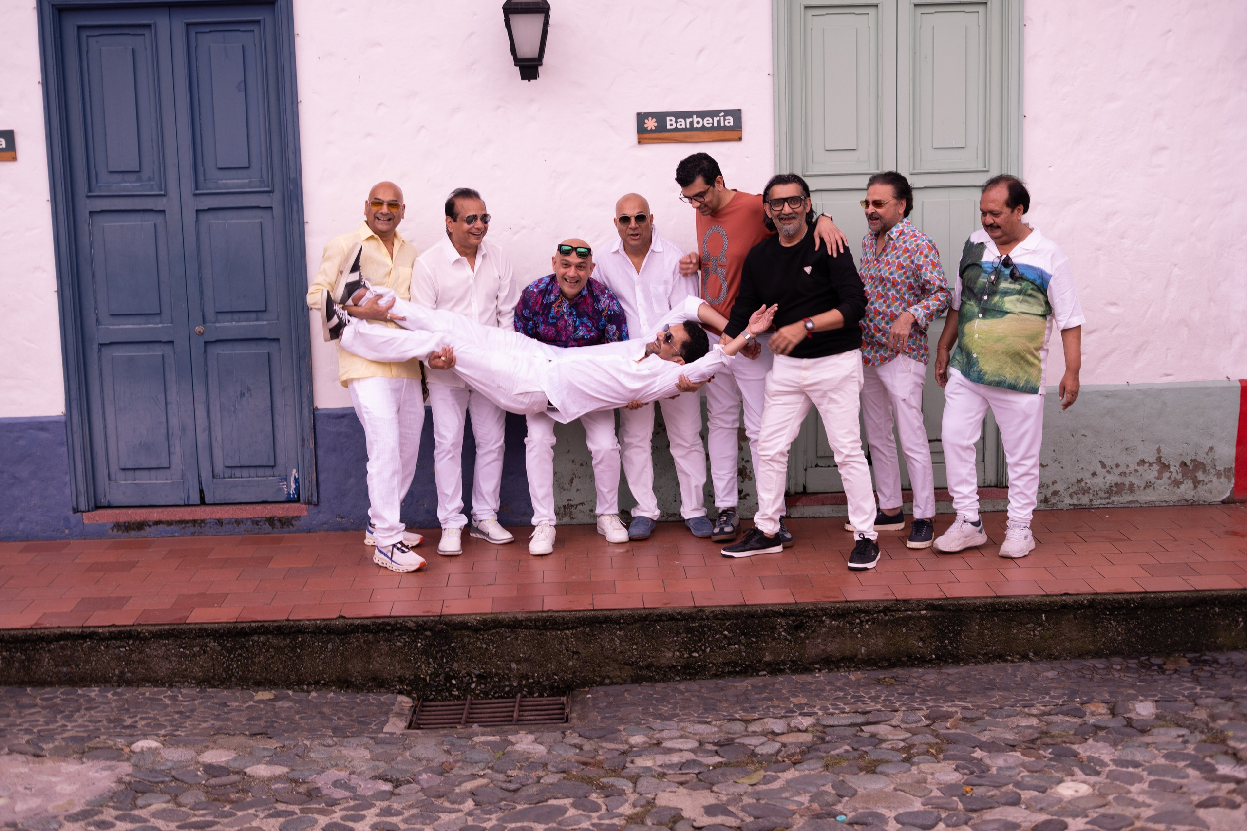 Bachelor party / One day in Medellin. Wedding Photographer in Barcelona and Medellin