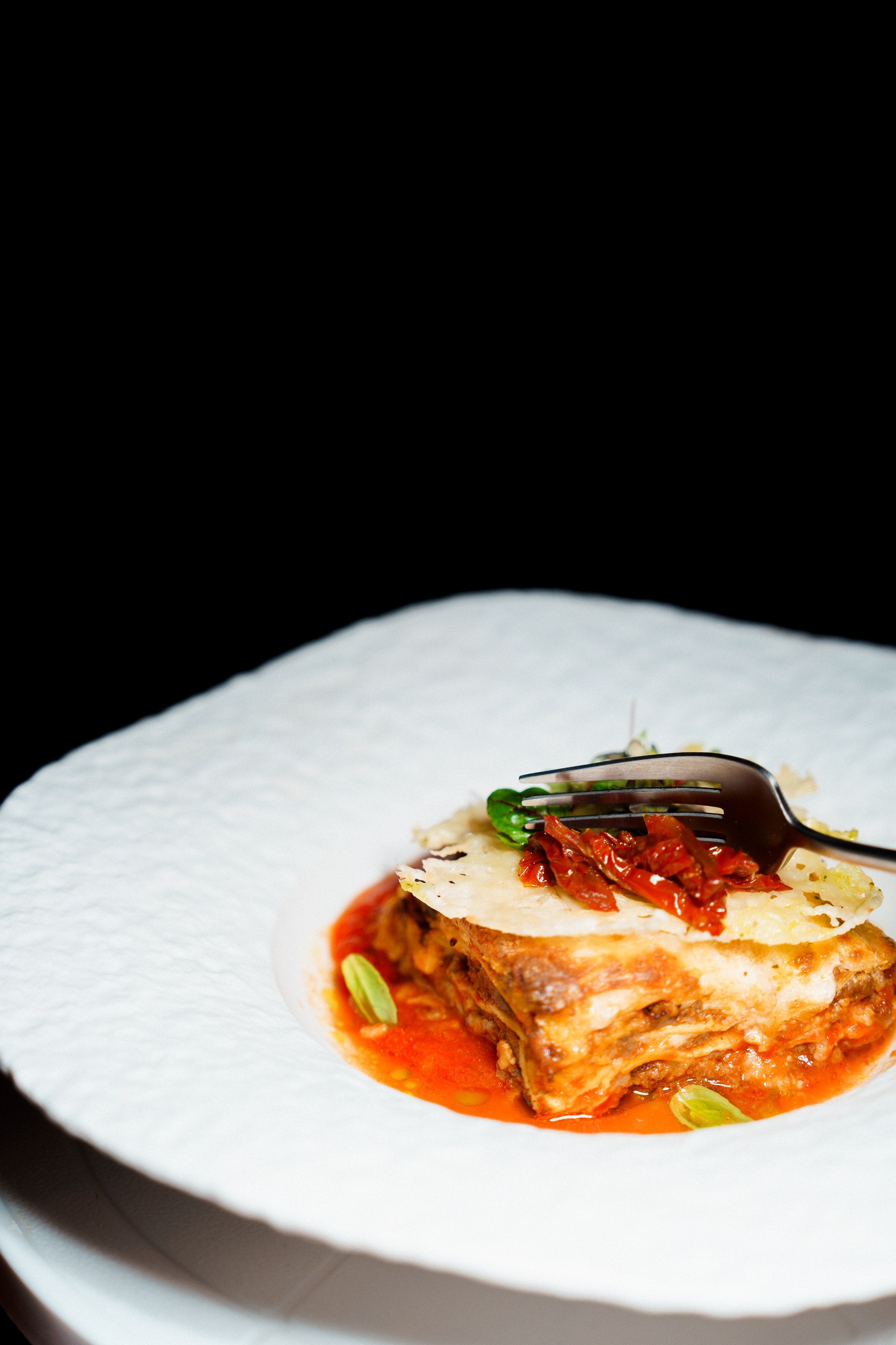 ЕДА И НАПИТКИ. Женский портрет