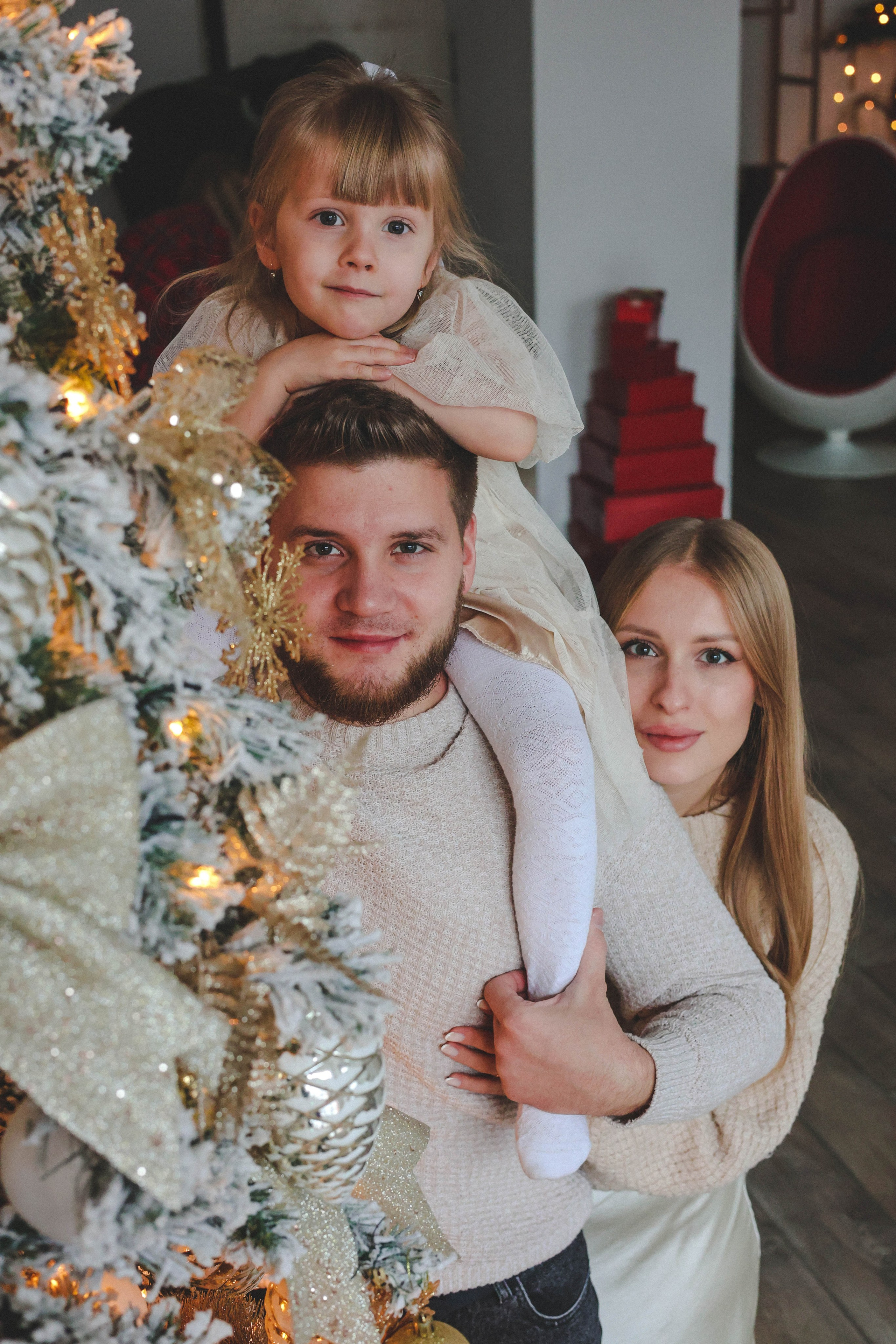 Новогодняя история «Кира и ее семья». Фотограф в Москве Анастасия Калинина