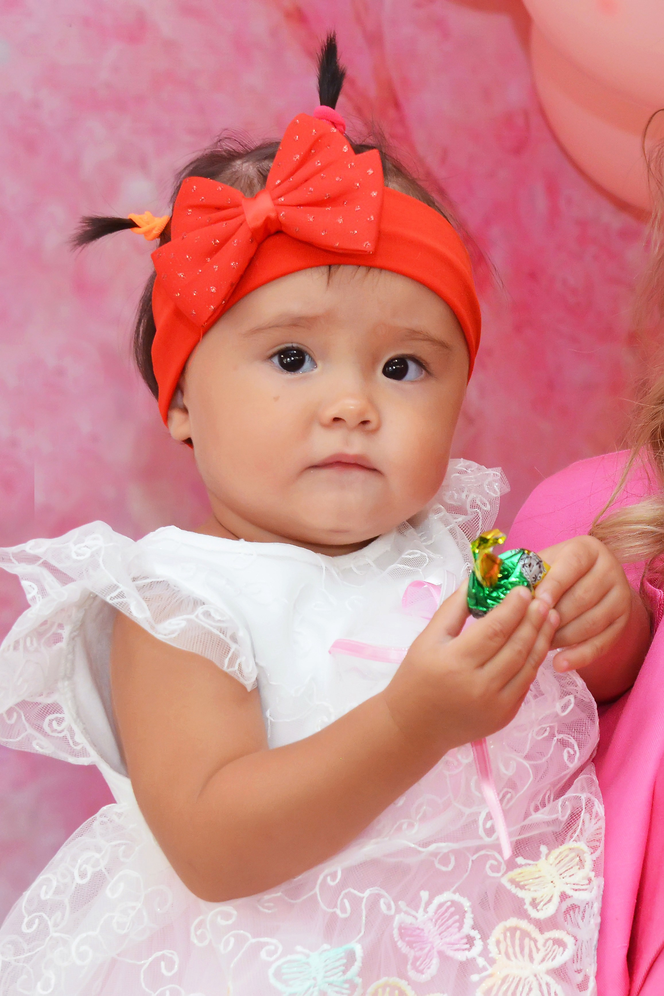 Дети-5 (Адель-1годик). Фотосъёмка. Фотограф Сергей Авдеев-семейный и детский фотограф в Алматы