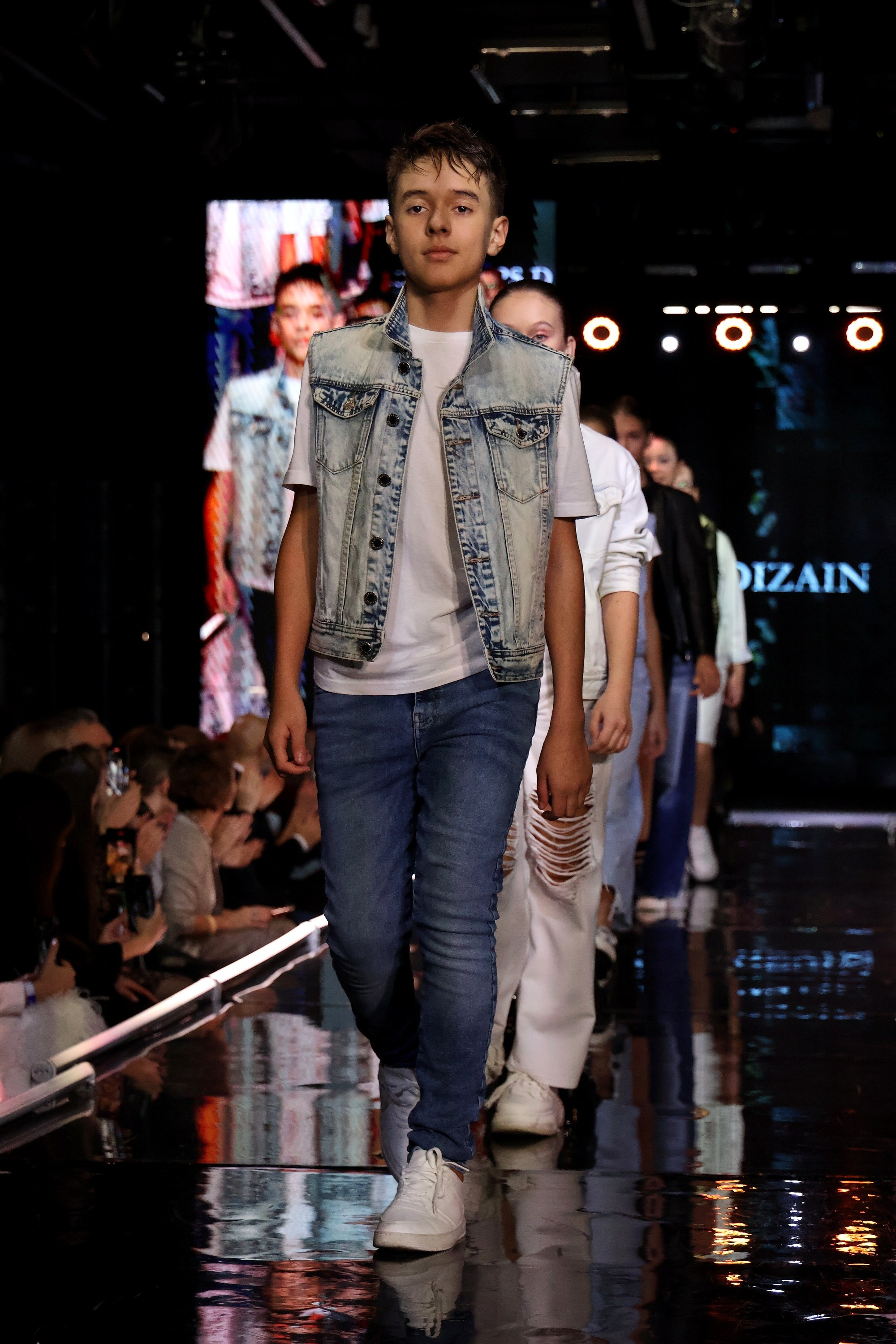 Показ МКММ на Якиманке 26. Спортивный и репортажный фотограф Ермакова Светлана