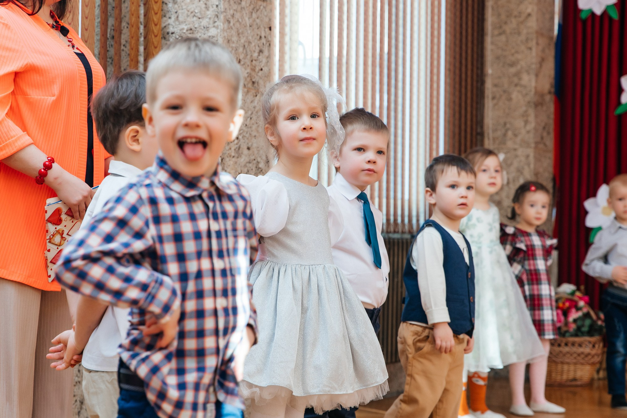 Детский сад № 93 — Утренник (07.03.2023). Свадебный и семейный фотограф Крамар Наталья