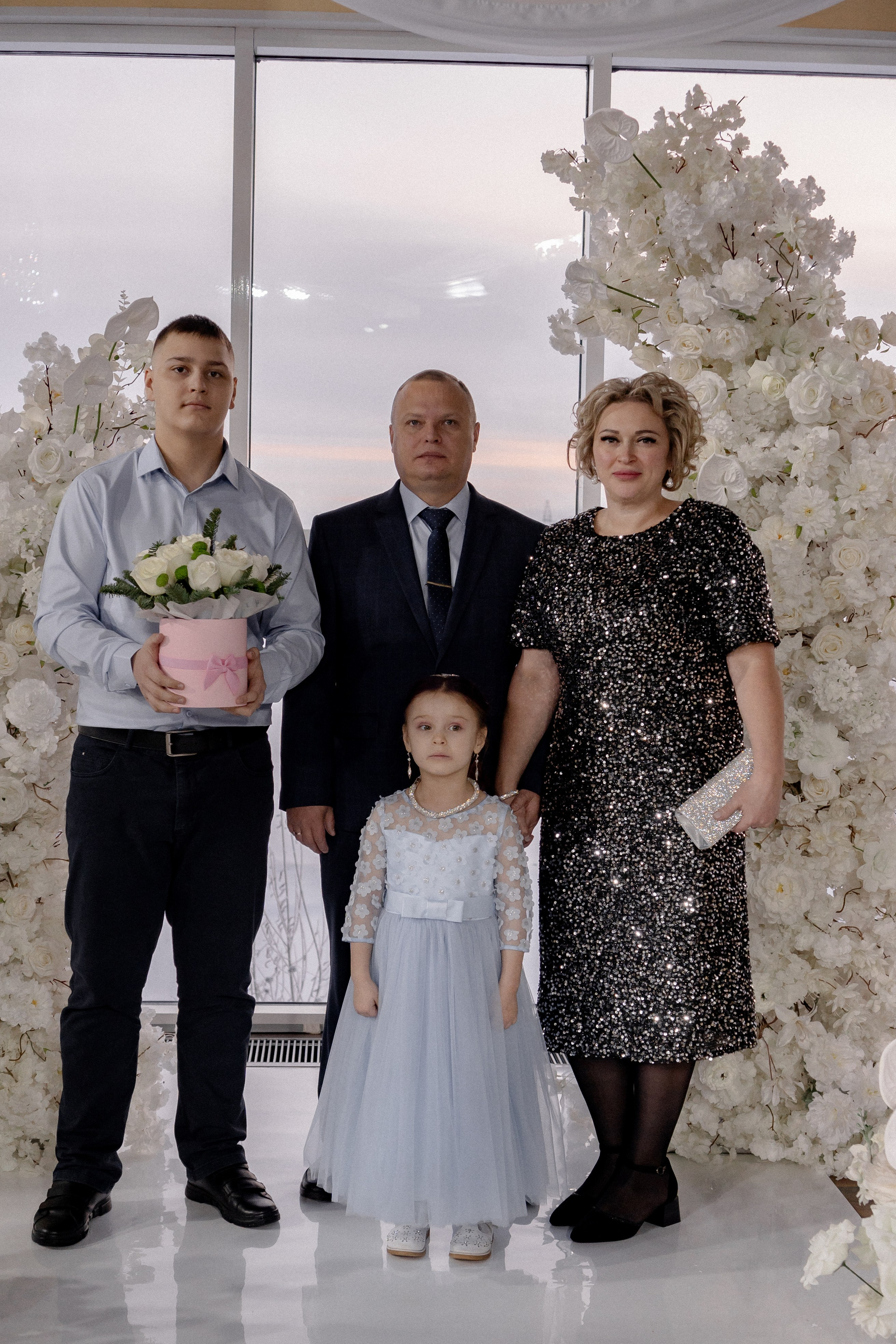 СВАДЕБНАЯ СЬЕМКА СБОРОВ В ОТЕЛЕ И ВЫЕЗД НА ЦЕРЕМОНИЮ (СНЯТО В СИБИРЕ В НИЖНЕВАРТОВСКЕ). Профессиональный фотограф, Санкт-Петербург — Виктория Богомолова