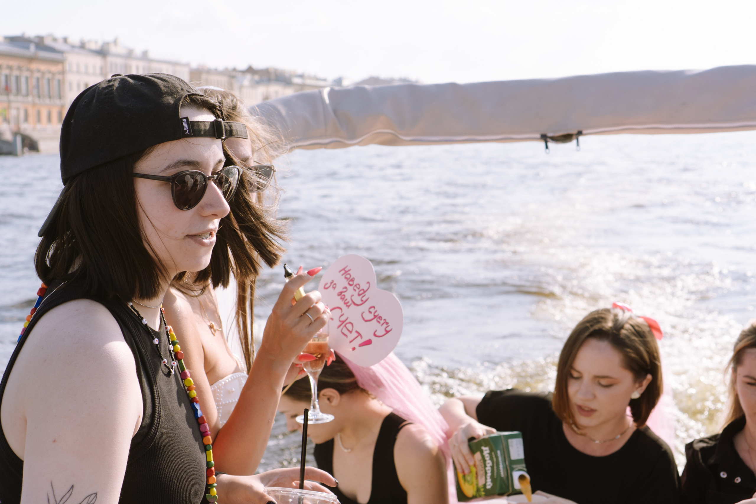 ДЕВИЧНИК НА КАТЕРЕ. Профессиональный фотограф, Санкт-Петербург — Виктория Богомолова