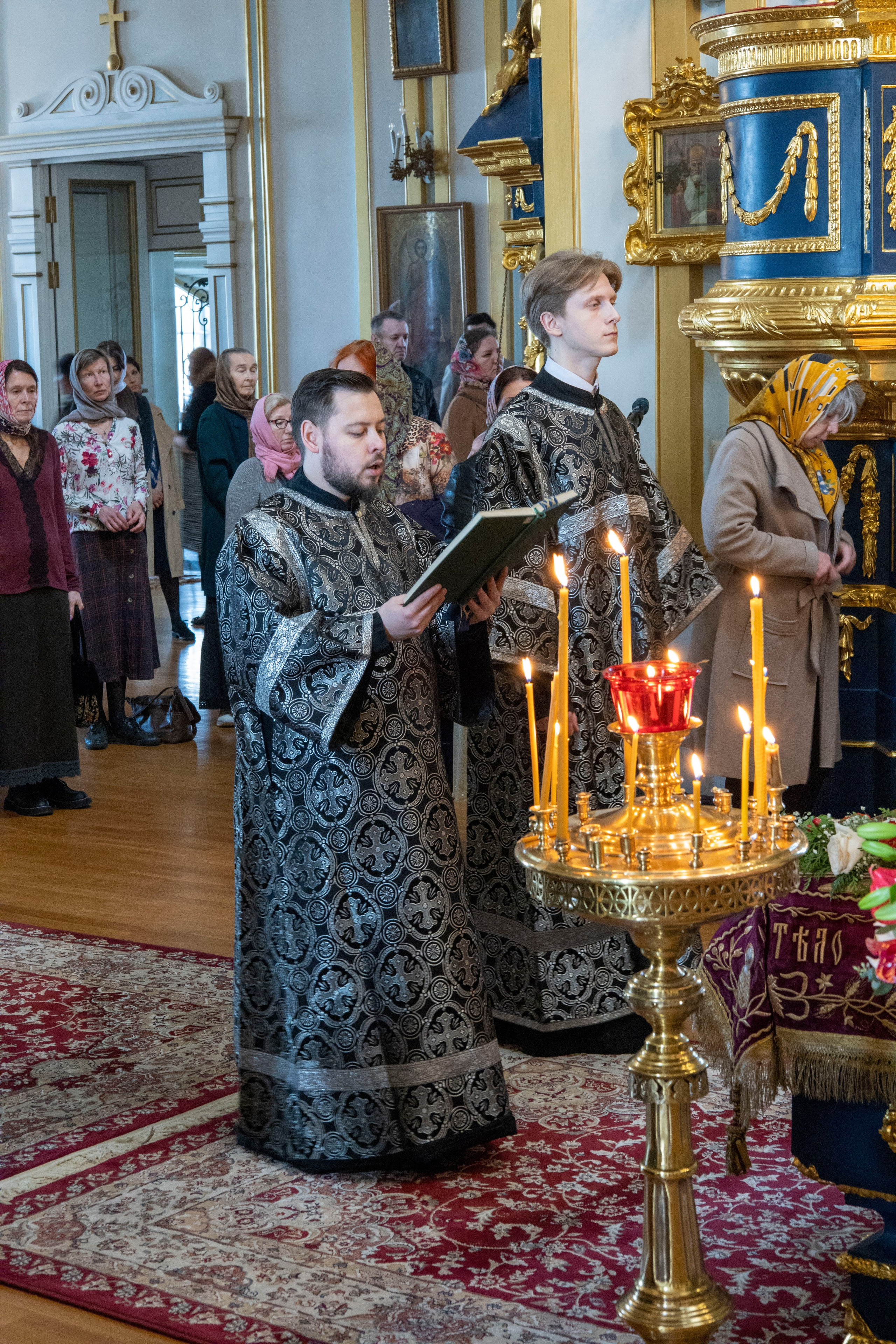 ВЕЛИКАЯ СУББОТА. НИКОЛО-БОГОЯВЛЕНСКИЙ МОРСКОЙ СОБОР