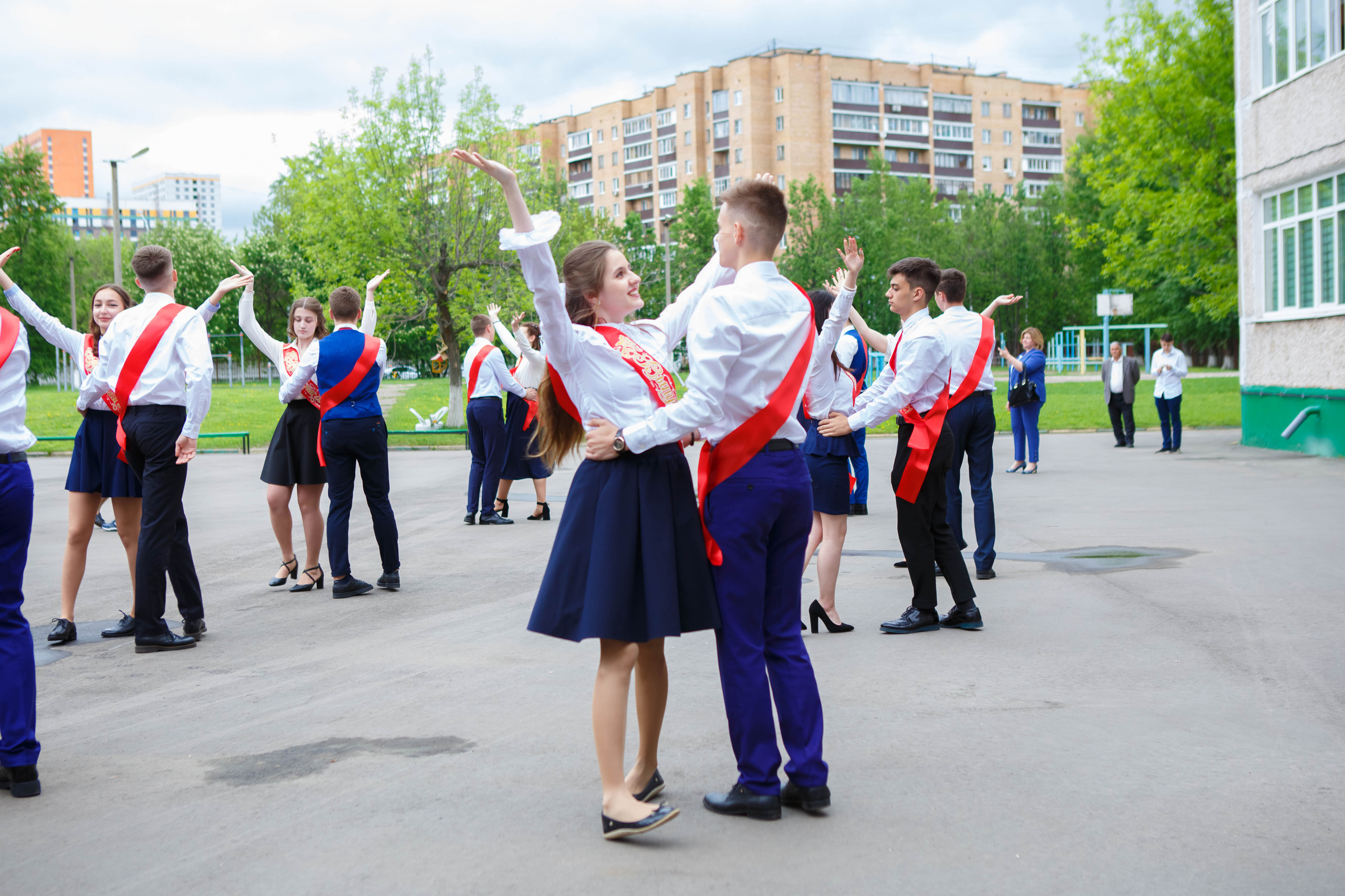 ПОСЛЕДНИЙ ЗВОНОК В ШКОЛЕ. Школьный фотограф Наталья Егорова