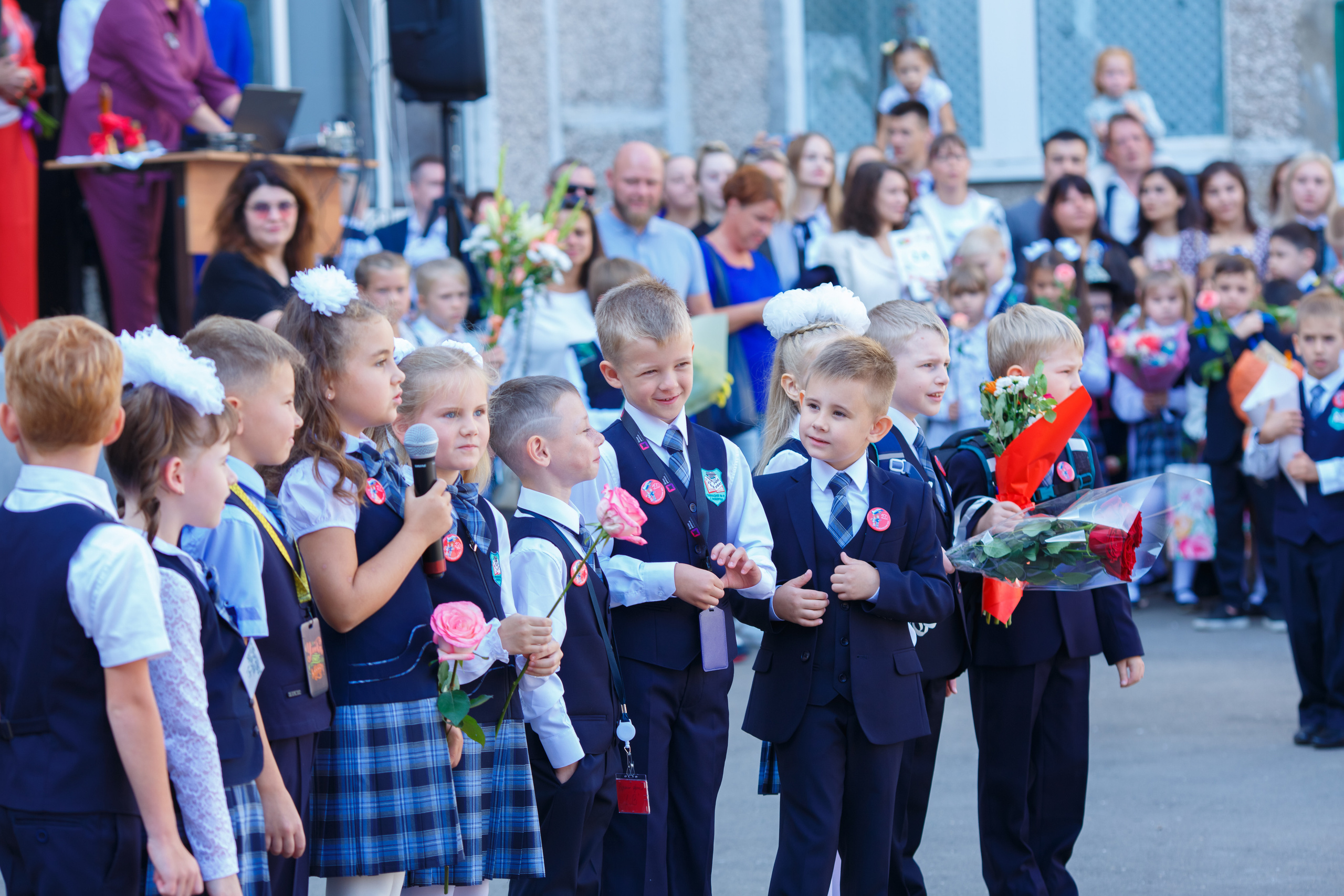 1 СЕНТЯБРЯ 2023Г. «ПЕРВЫЙ РАЗ В ПЕРВЫЙ КЛАСС». Школьный фотограф Наталья Егорова