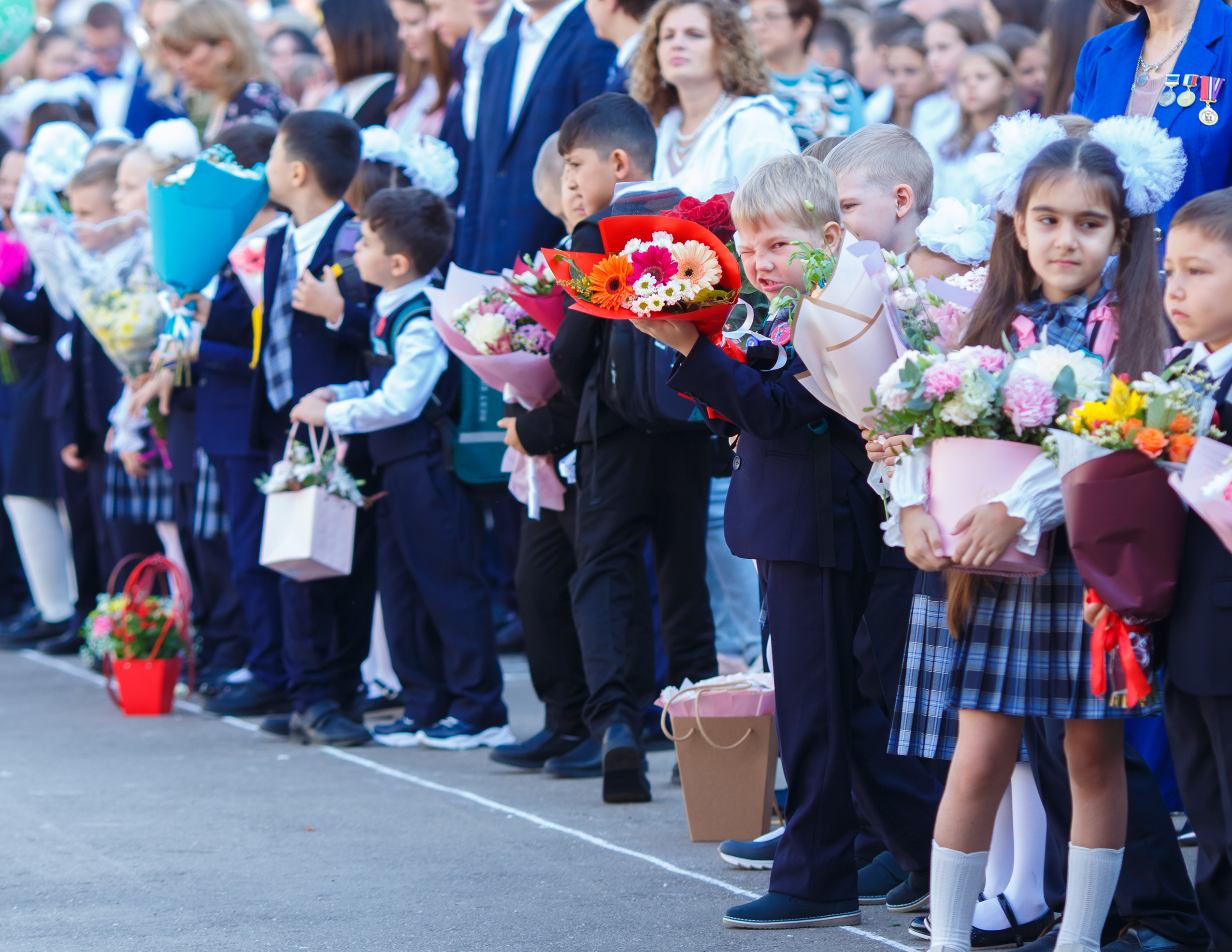 1 СЕНТЯБРЯ 2023Г. «ПЕРВЫЙ РАЗ В ПЕРВЫЙ КЛАСС». Школьный фотограф Наталья Егорова
