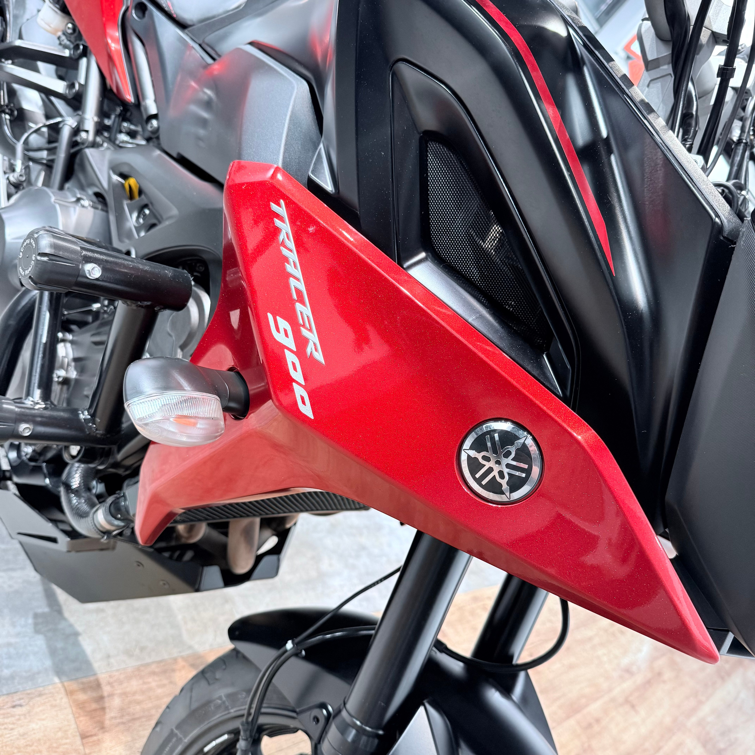 Yamaha MT-09 Tracer (FJ-09). Hello Davidson, Москва. Только хорошие мотоциклы…