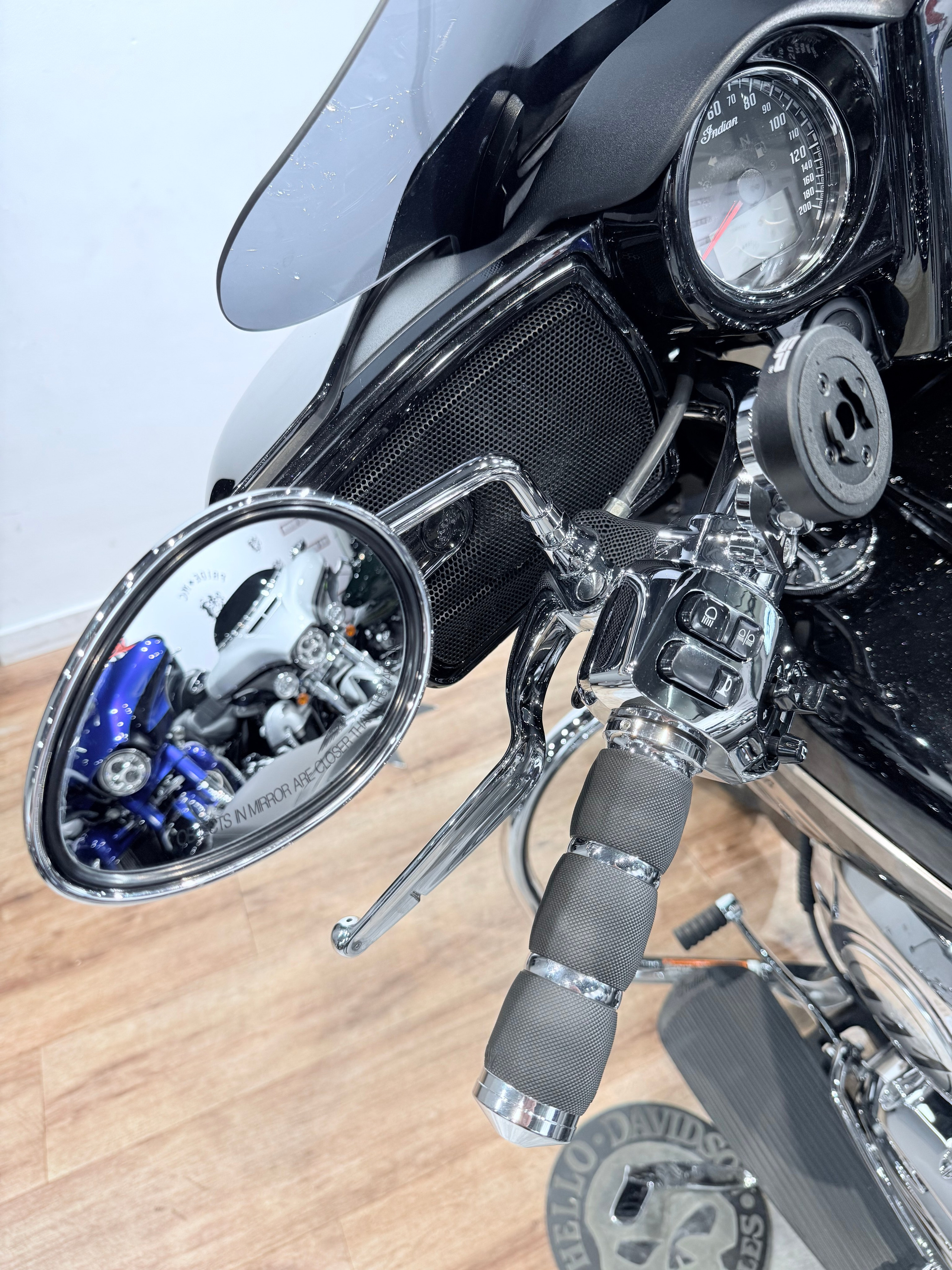 2019 Indian Chieftain Limited. Hello Davidson, Москва. Только хорошие мотоциклы…