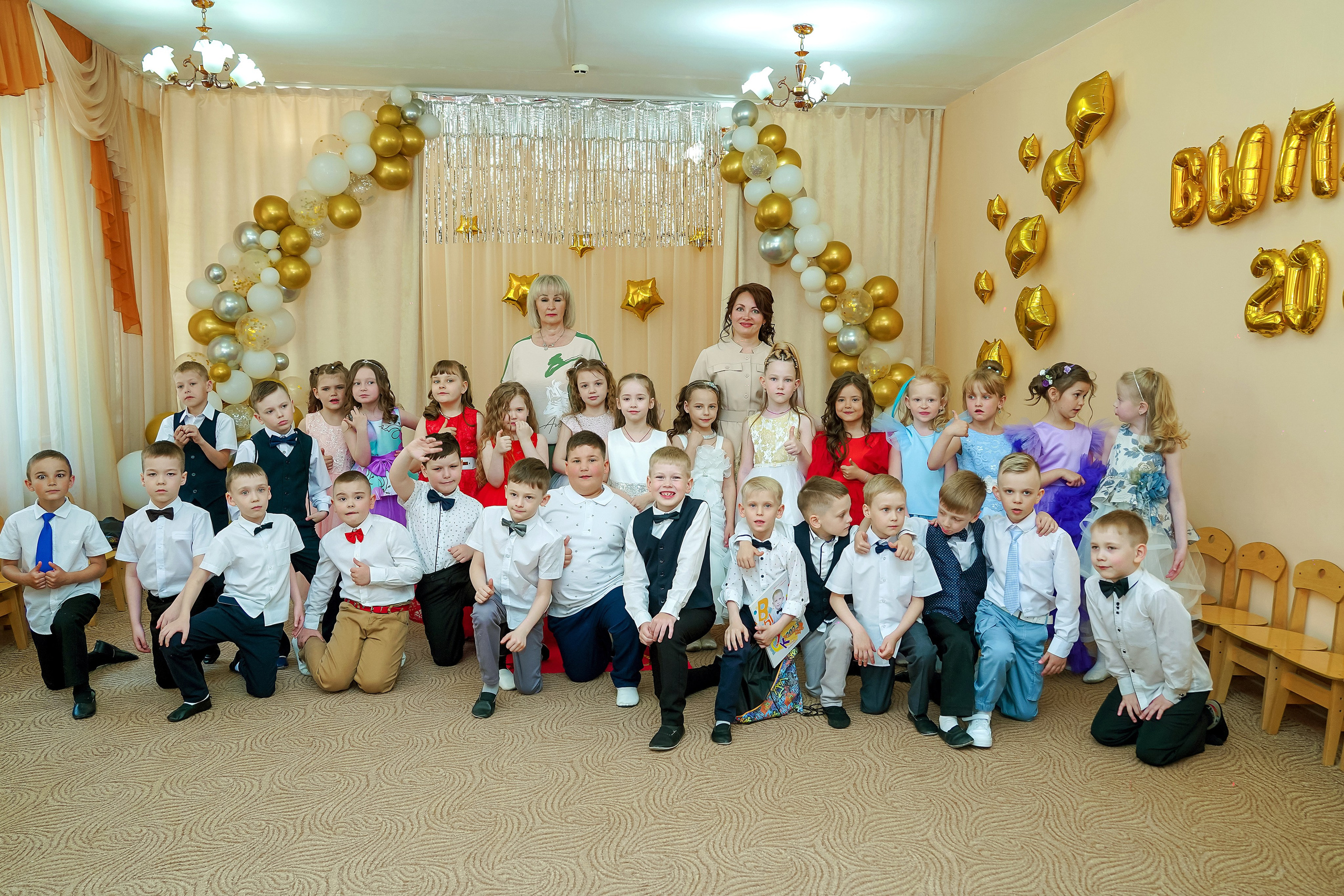 Фотосъемка видеосъёмка фотограф видеооператор новогодних утренников  в. Фотограф, видеооператор Нина Коршунова