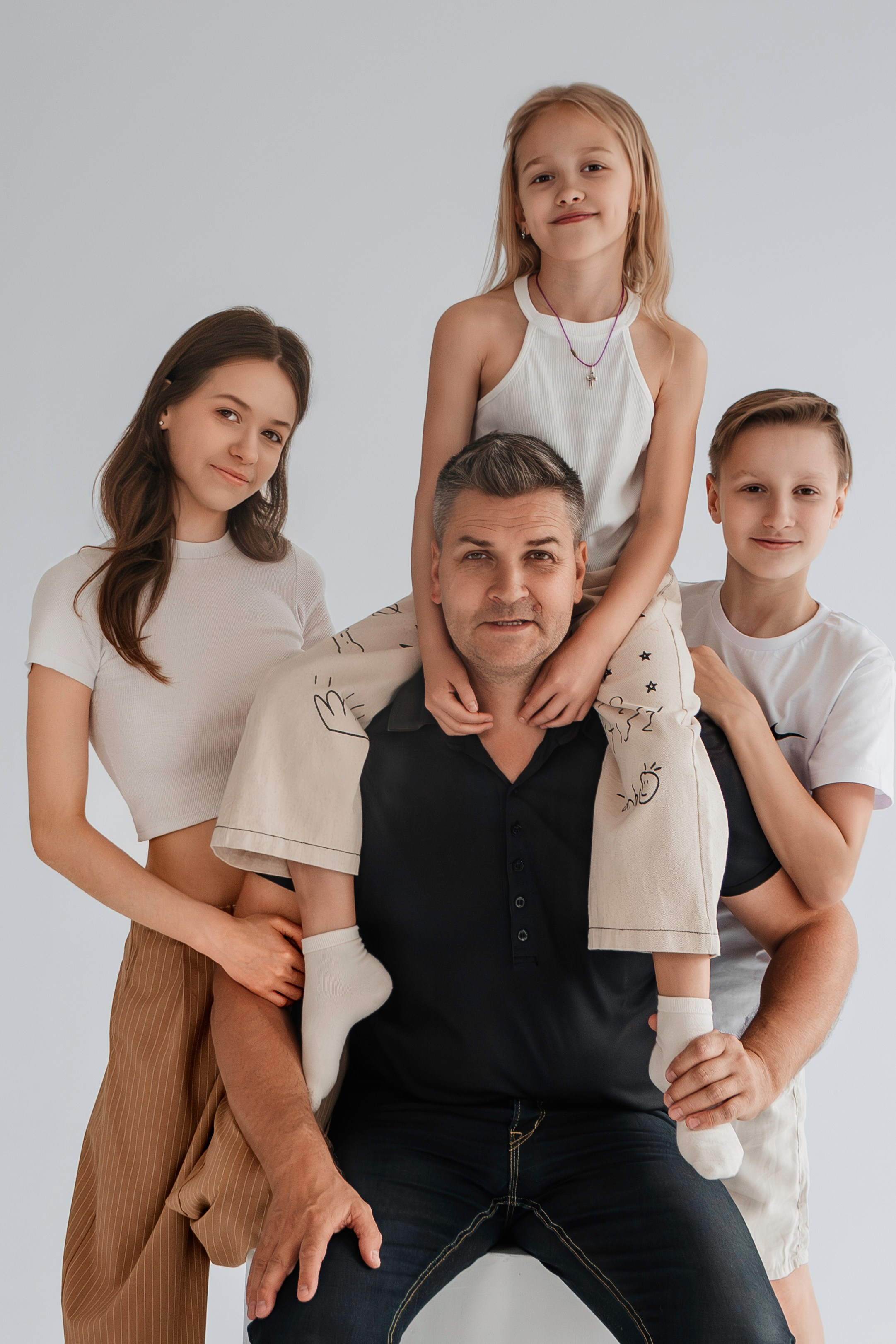 Семейная минималистичная фотосессия. Семейный и детский фотограф Кущ Наташа