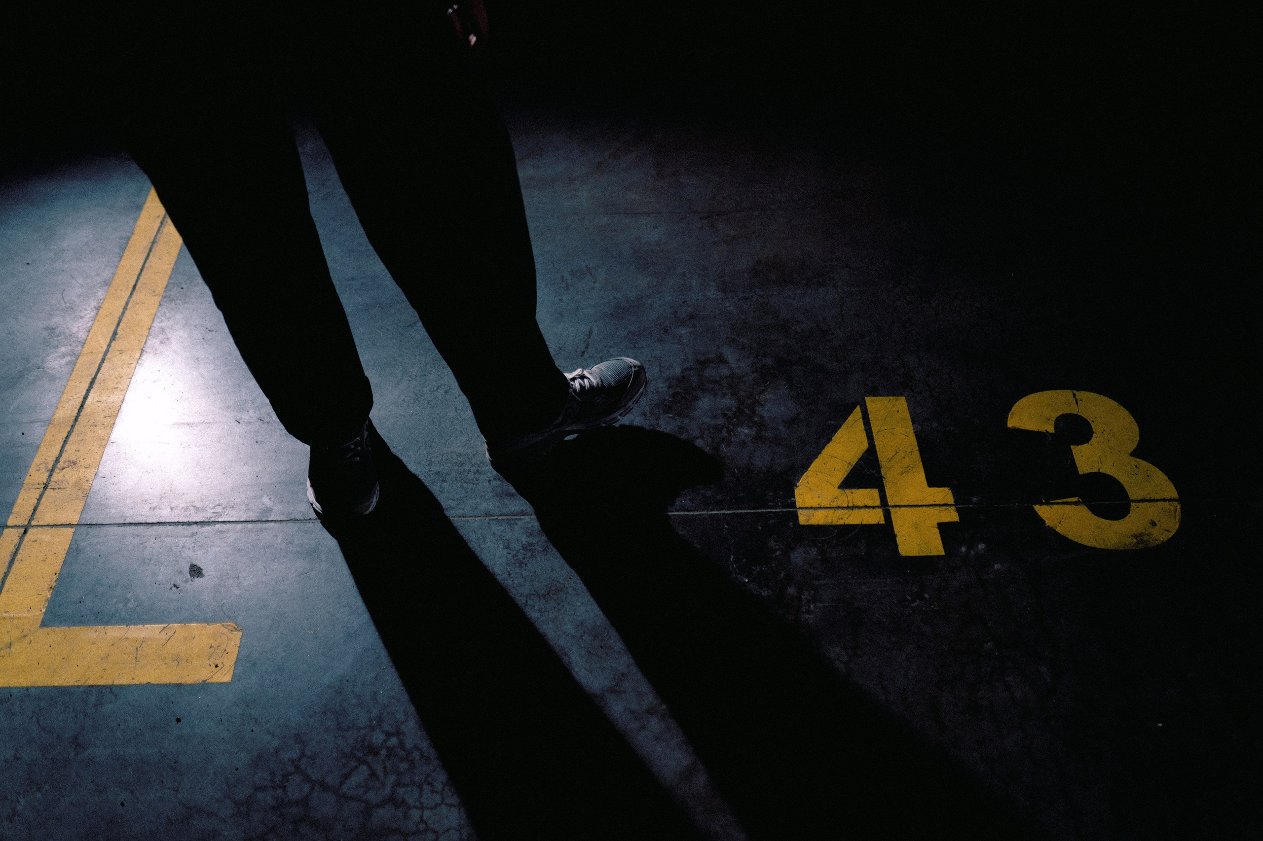 Loweliness. Backstage. @tomrus: Рустам Шагиморданов — фотограф