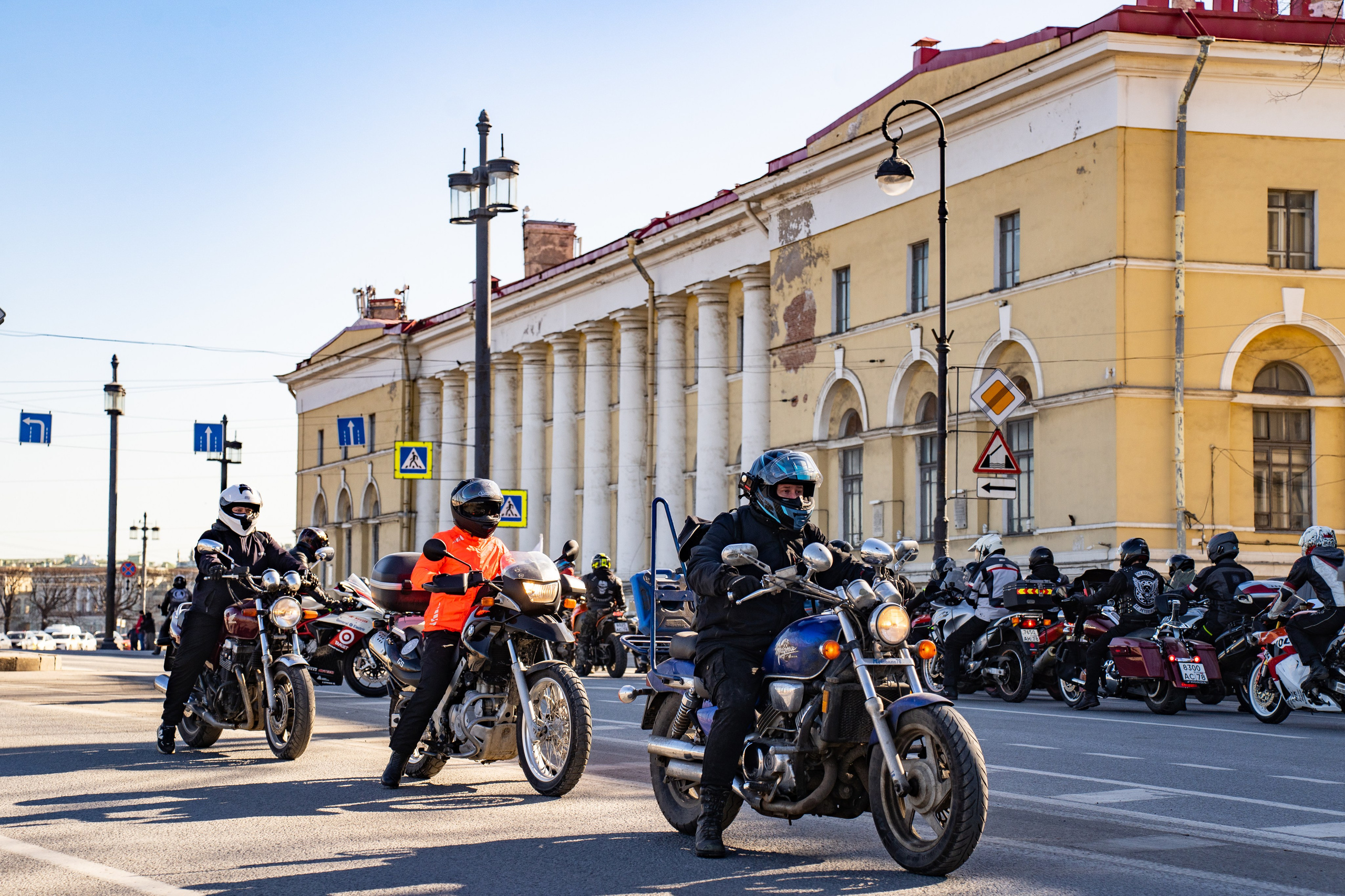 Весенний прохват мотоклуба Normans Riders MC. Концертный и репортажный фотограф в Санкт-Петербурге Слава Пахомов