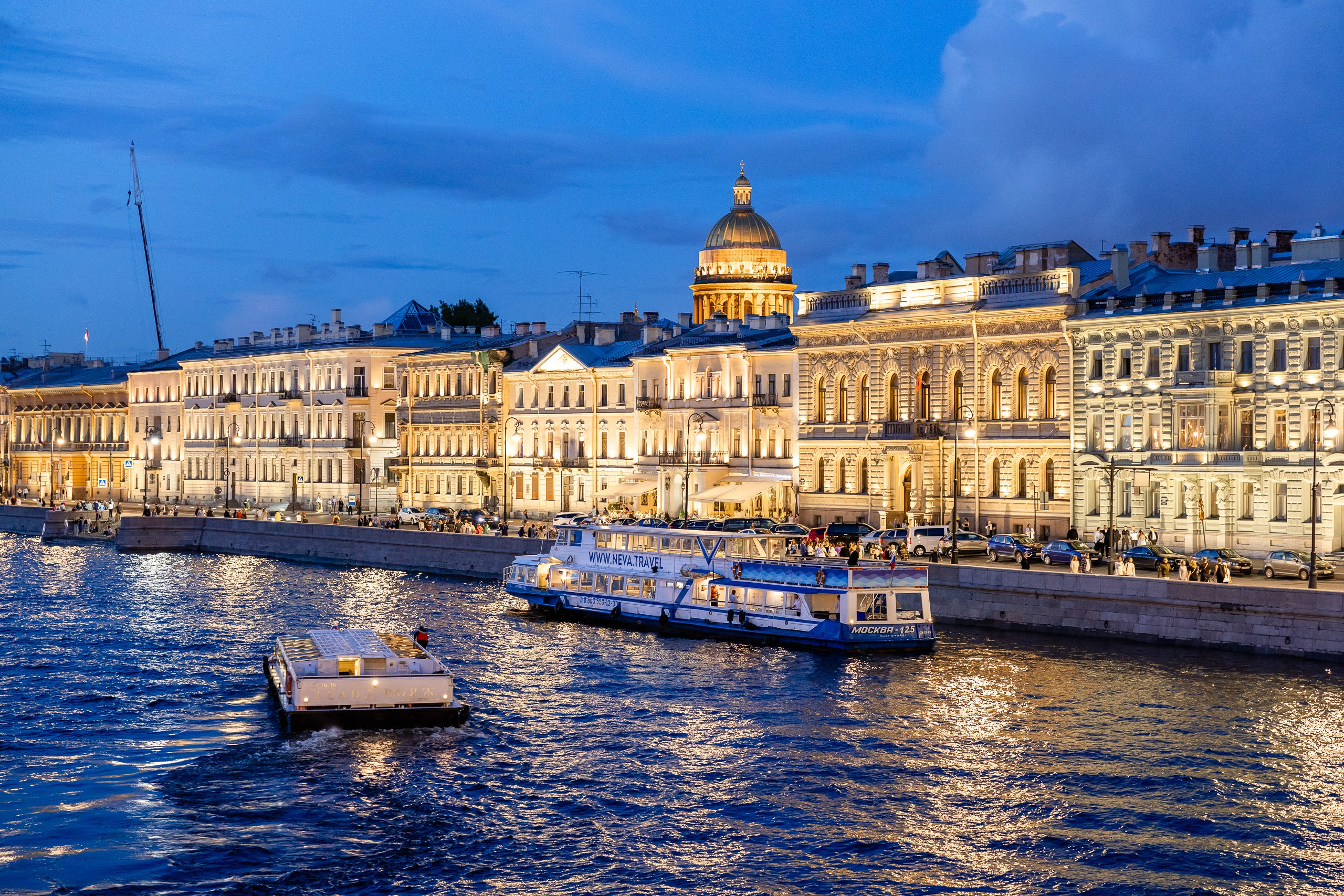 Экскурсия на двухпалубном теплоходе по Неве. Фотограф в Санкт-Петербурге — Сергей Петров