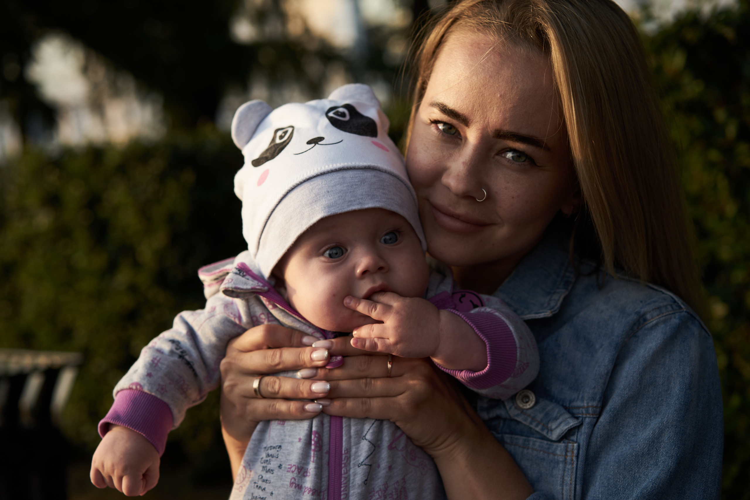 Семейная фотосессия летом на улице. Фотограф Екатеринбург Кокшарова Александра