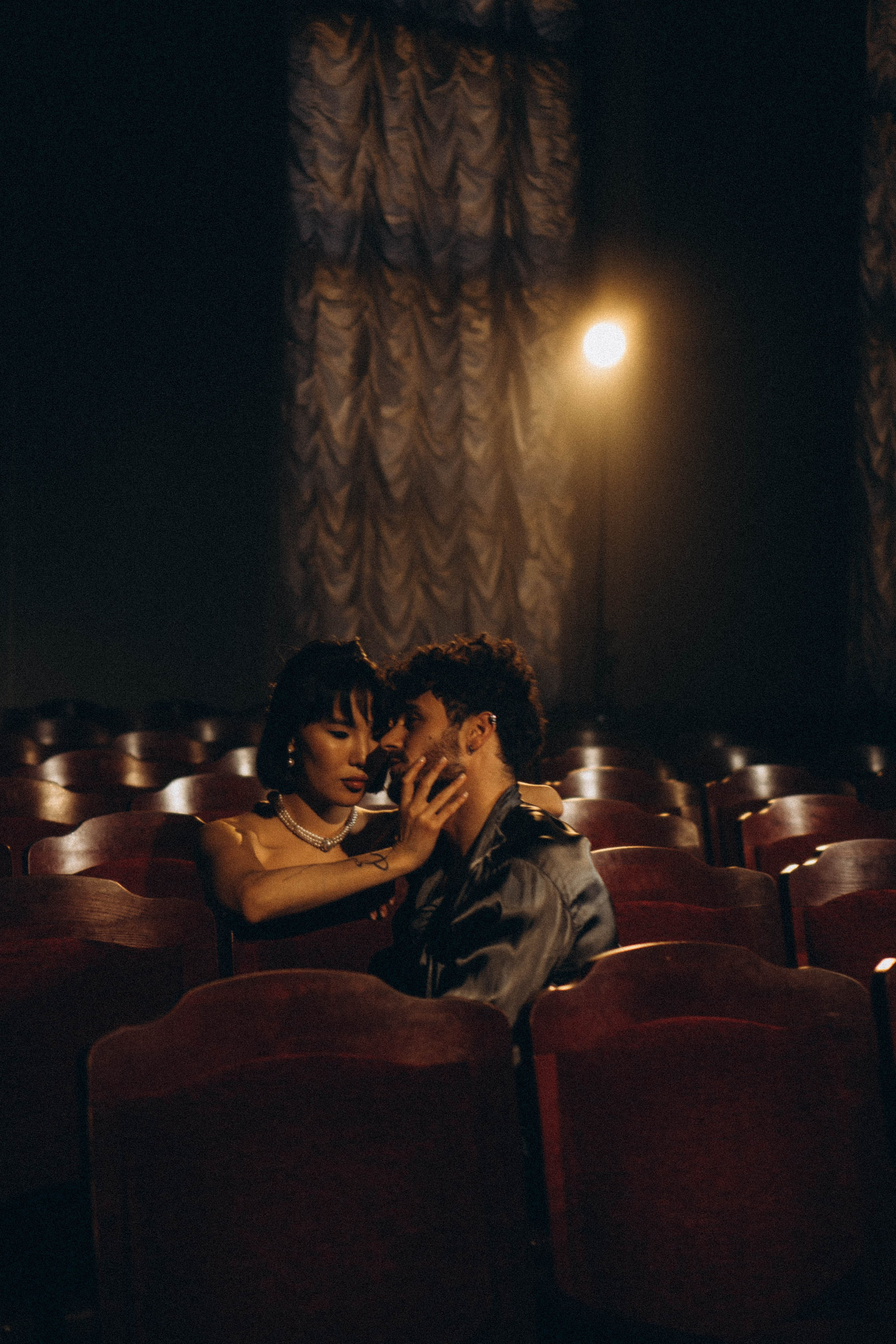 СВАБЕДНАЯ ФОТСЕССИИЯ В ОДНОМ ИЗ ЗАЛОВ НИКОЛАЕВСКОГО ДВОРЦА. Профессиональный фотограф, Санкт-Петербург — Виктория Богомолова