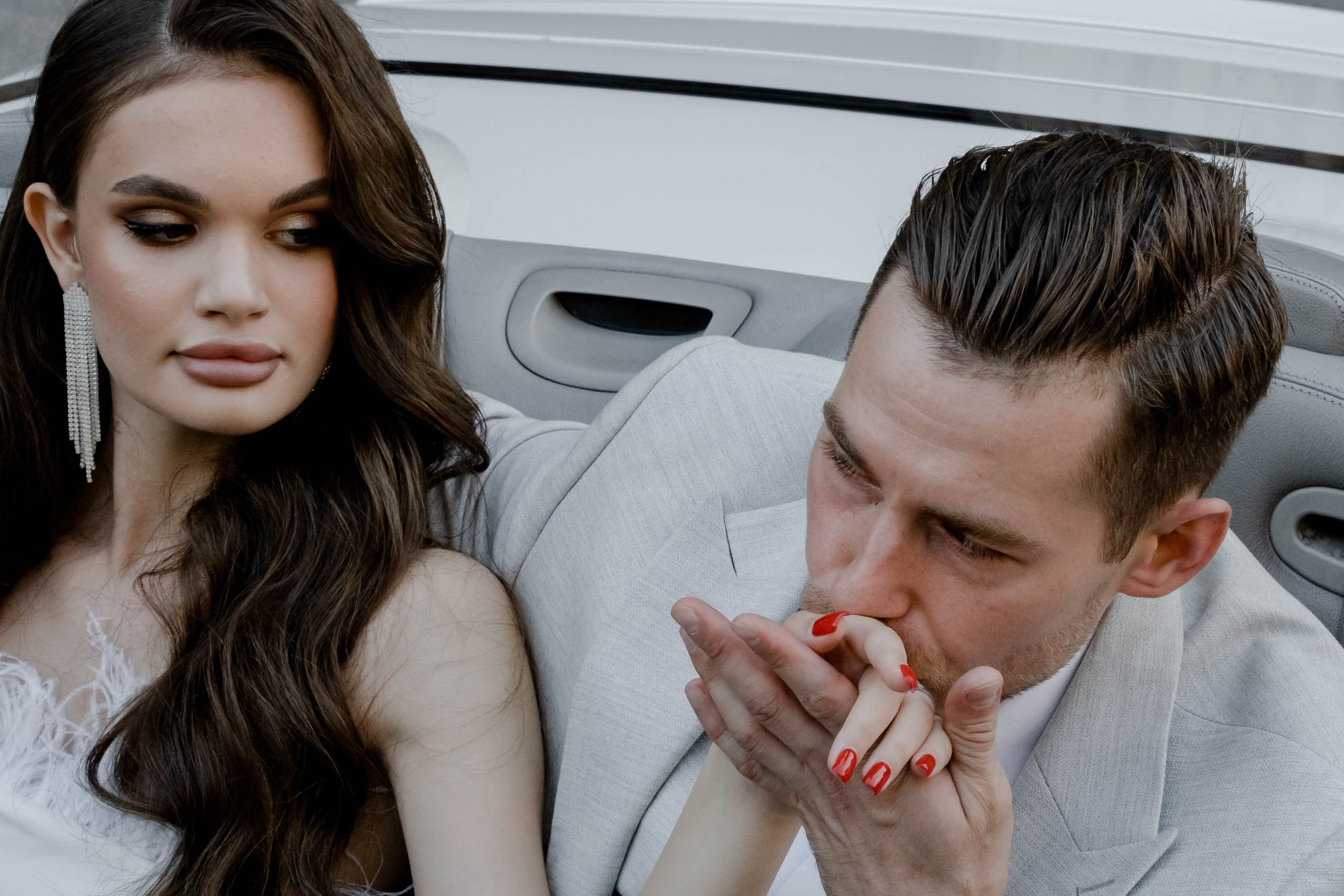 СВАДЕБНАЯ ПРОГУЛКА ВОЗЛЕ АКАДЕМИИ ШТИГЛИЦА. Профессиональный фотограф, Санкт-Петербург — Виктория Богомолова