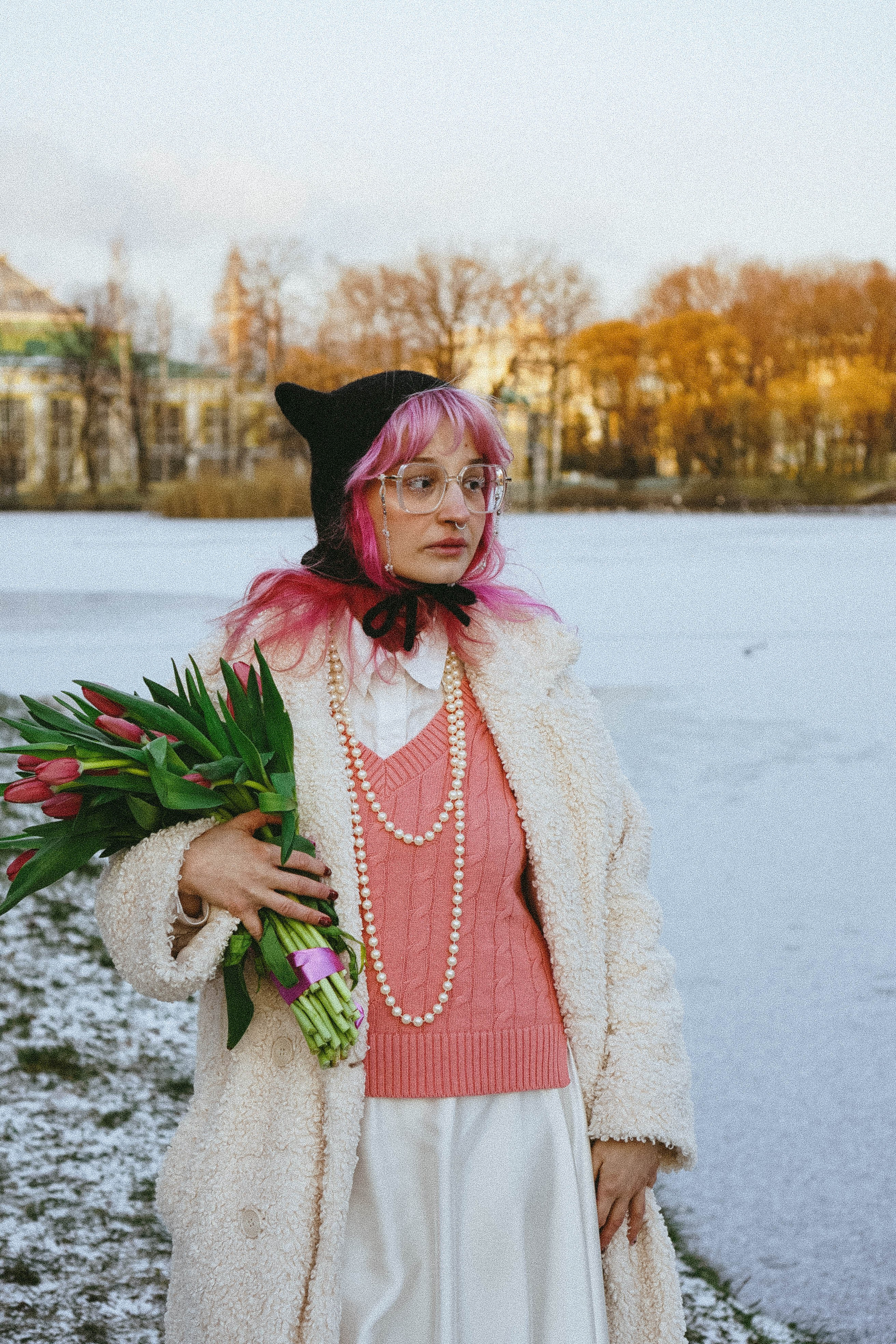 Прогулочная фотосессия с тюльпанами. Профессиональный фотограф, Санкт-Петербург — Виктория Богомолова